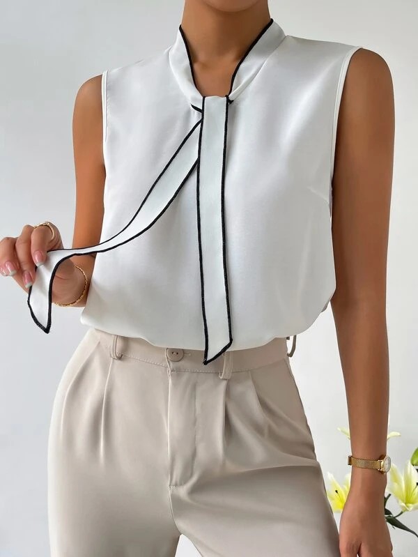 EMERY ROSE Camicetta senza maniche monocolore con collo quadrato