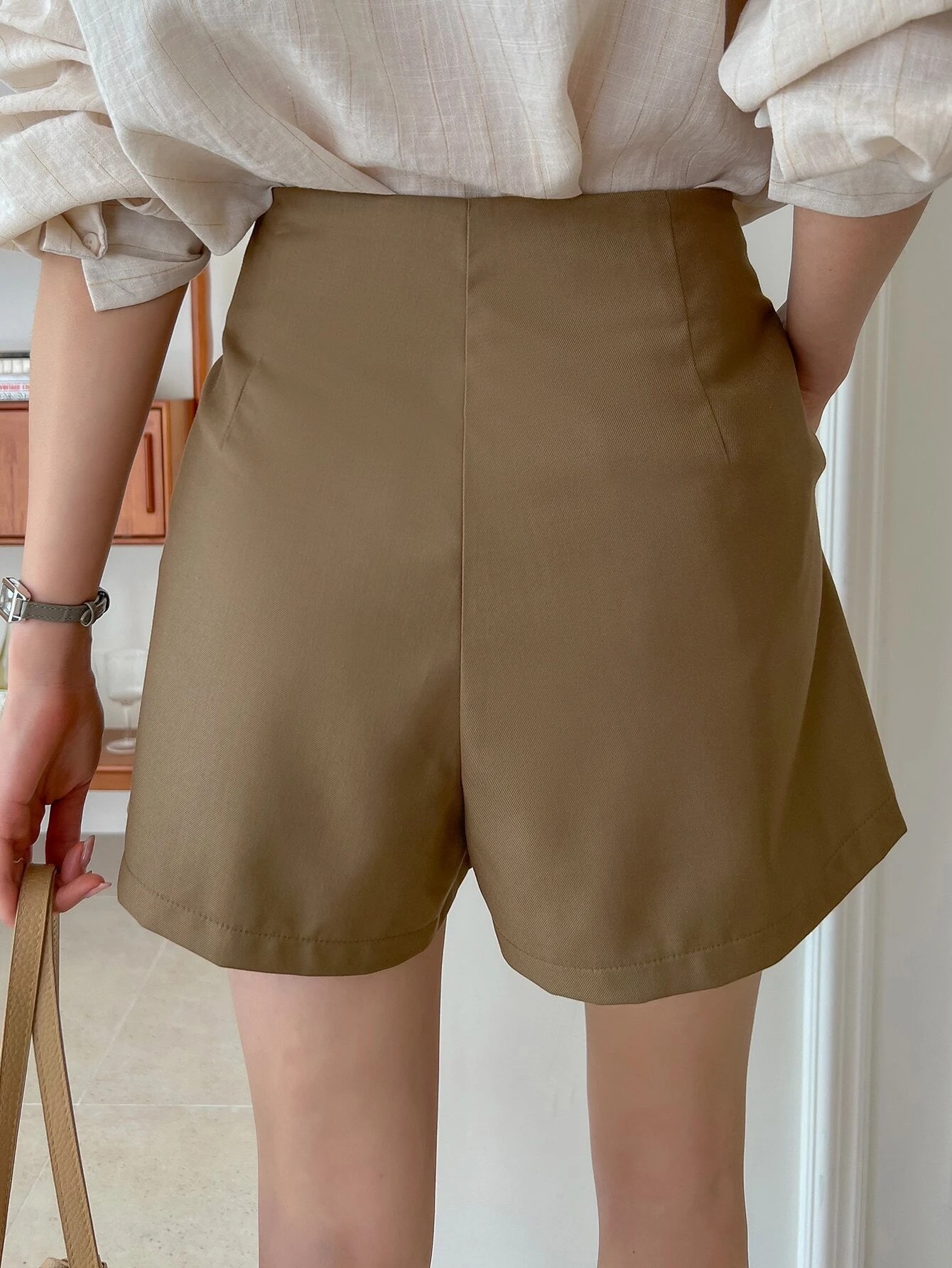 shorts dettaglio plissettato tasca inclinata