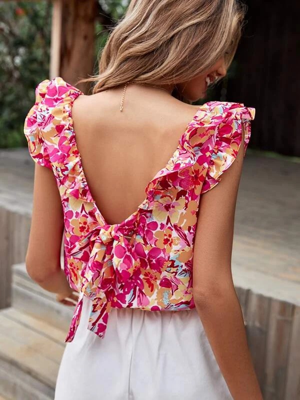 Frenchy Camicetta con stampa floreale con nodo dietro con bordo a volant