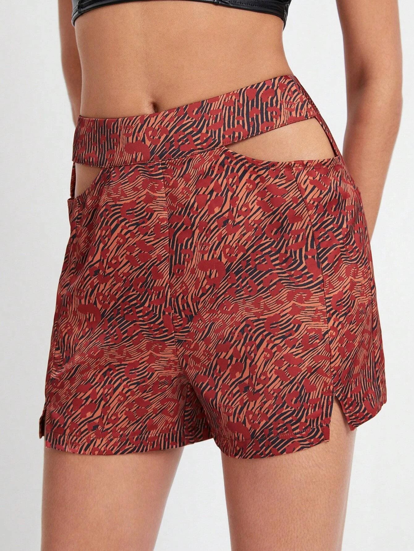 Shorts a righe zebra & con stampa leopardo con cut out sulla vita