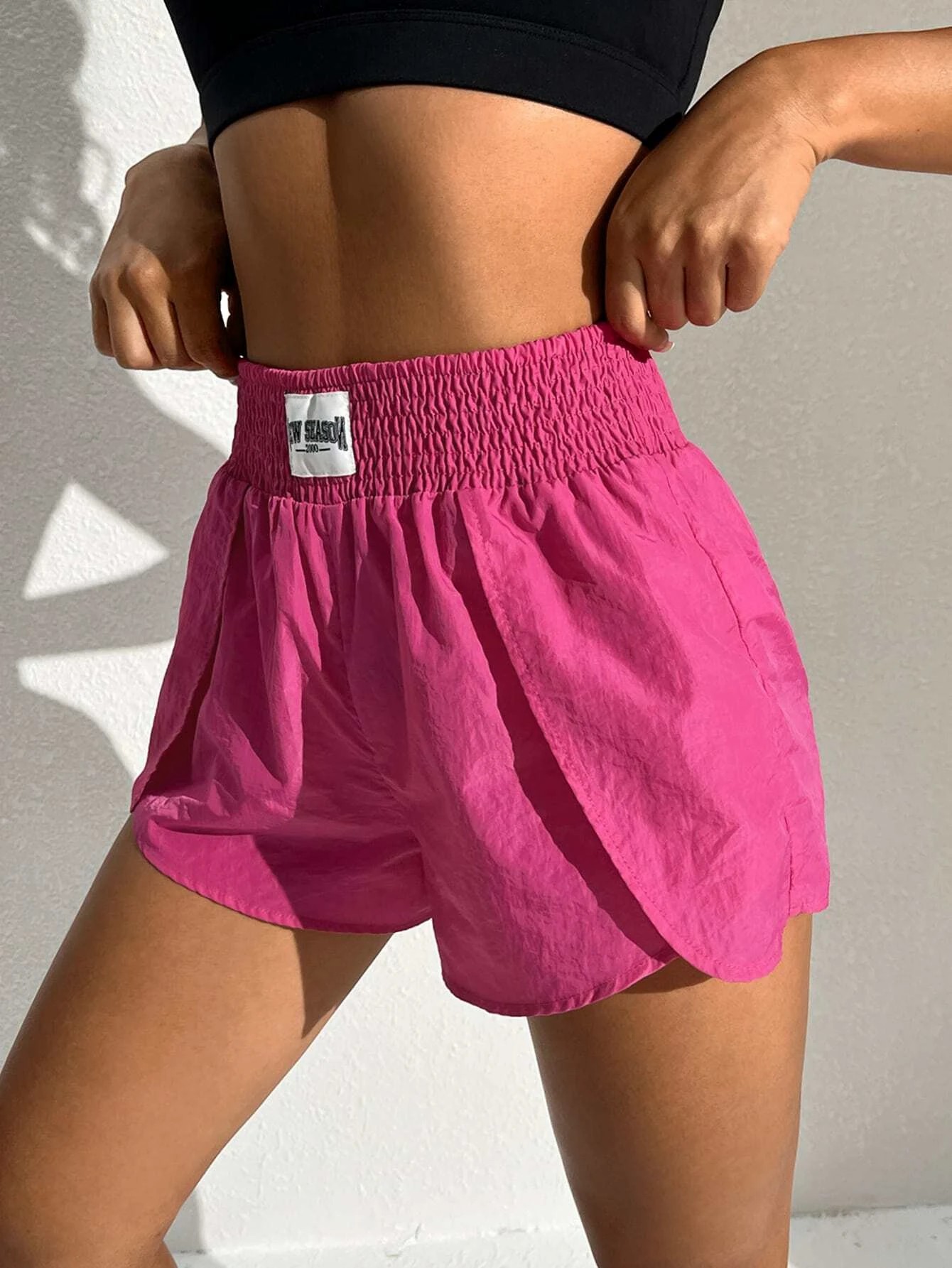 Shorts toppa a lettera e vita arricciata SKU: sw2204245308057355 (71 Recensioni) 6.00€