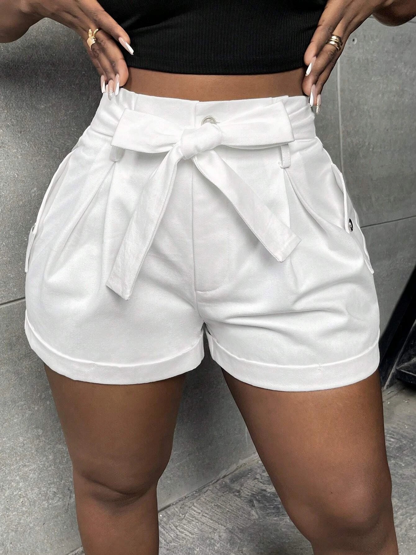 Shorts con cintura vita alta