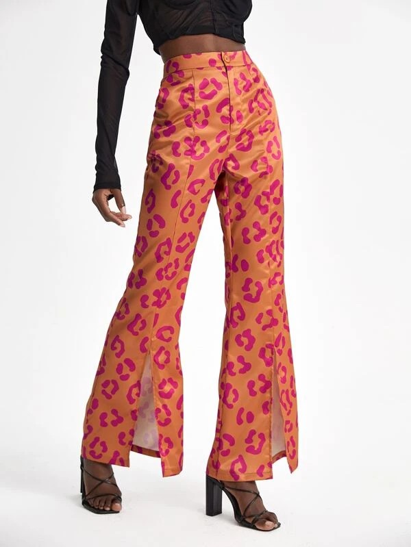 Pantaloni svasati stampati con orlo a fessura