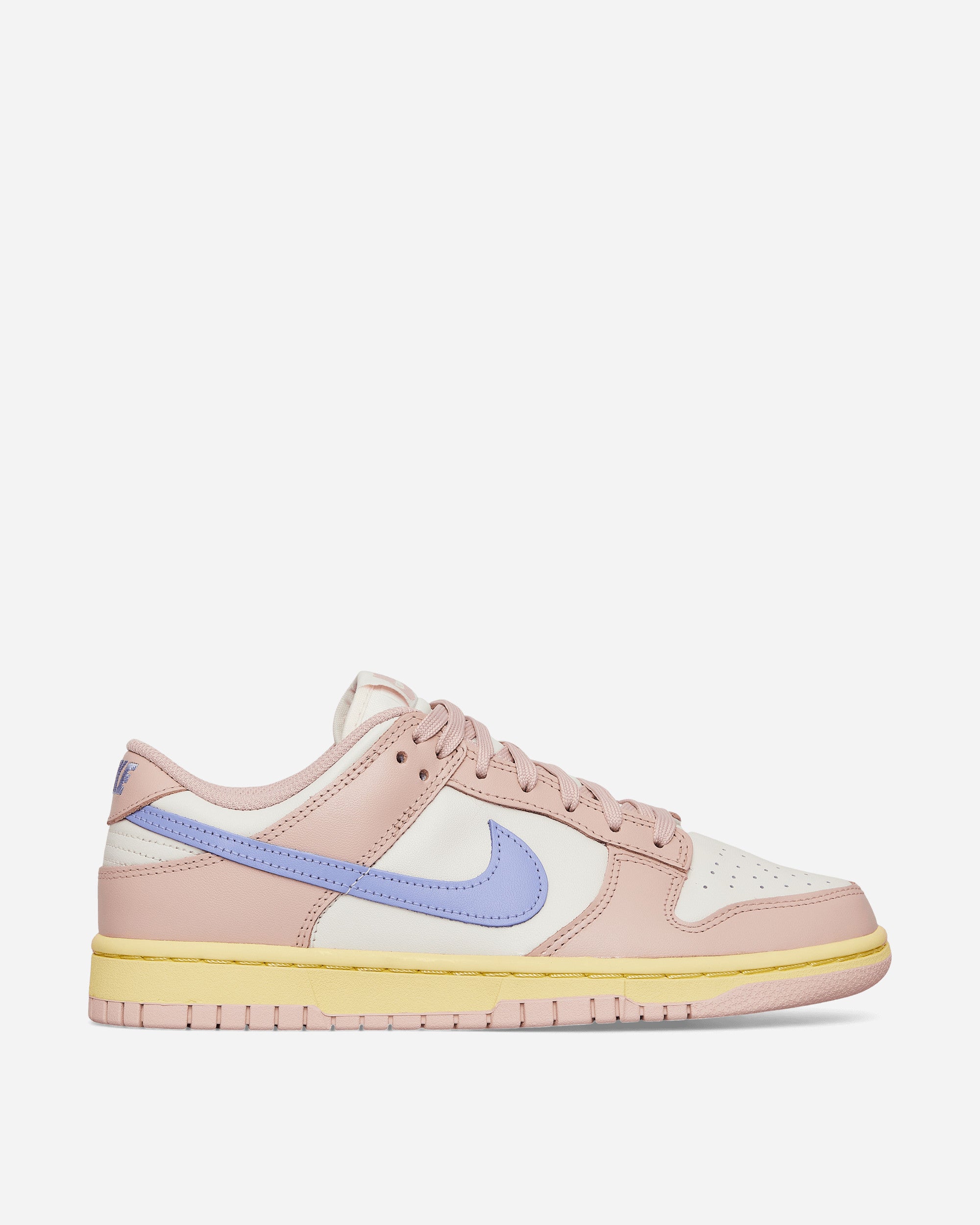 WMNS Dunk Low Sneakers Pink Oxford