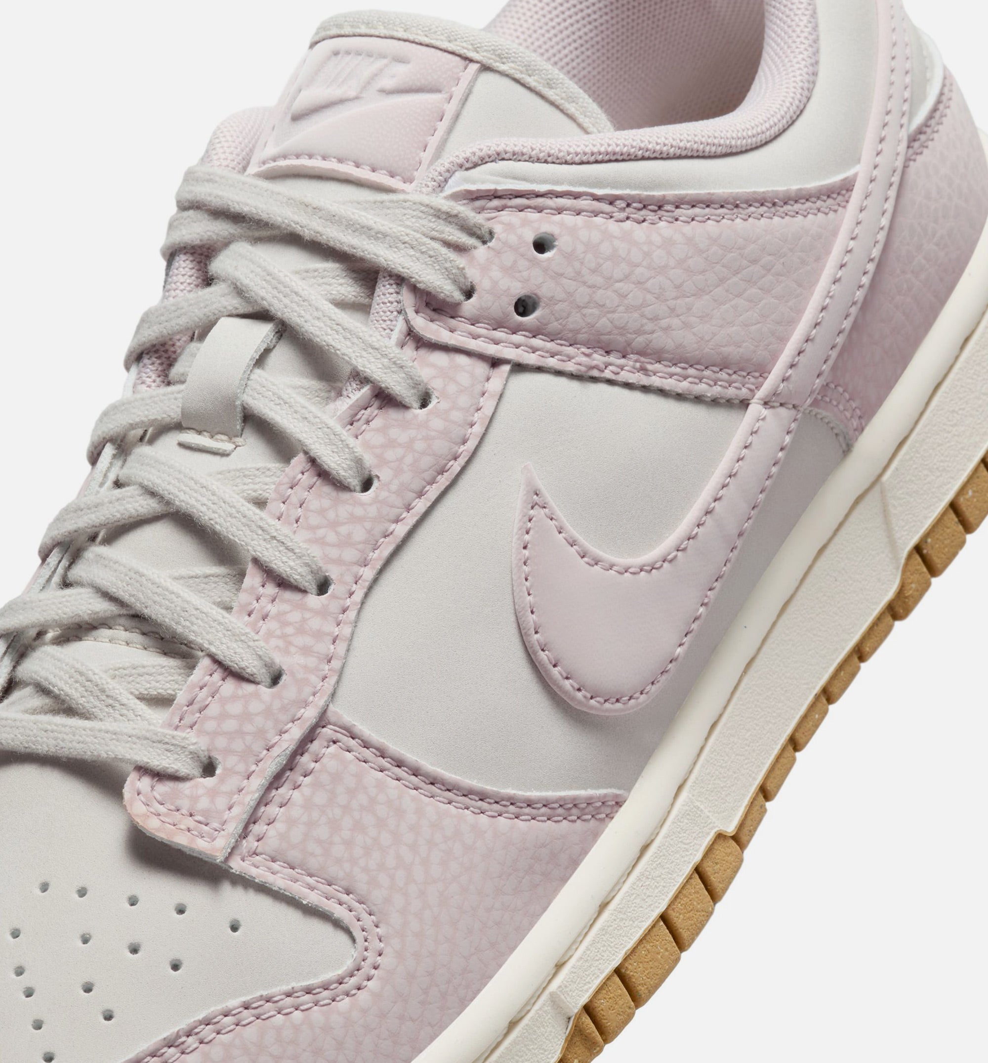 Dunk Low Premium Next Nature Womens Lifestyle Shoe - Light Bone/Gum Light Brown/Sail/Platinum Violet