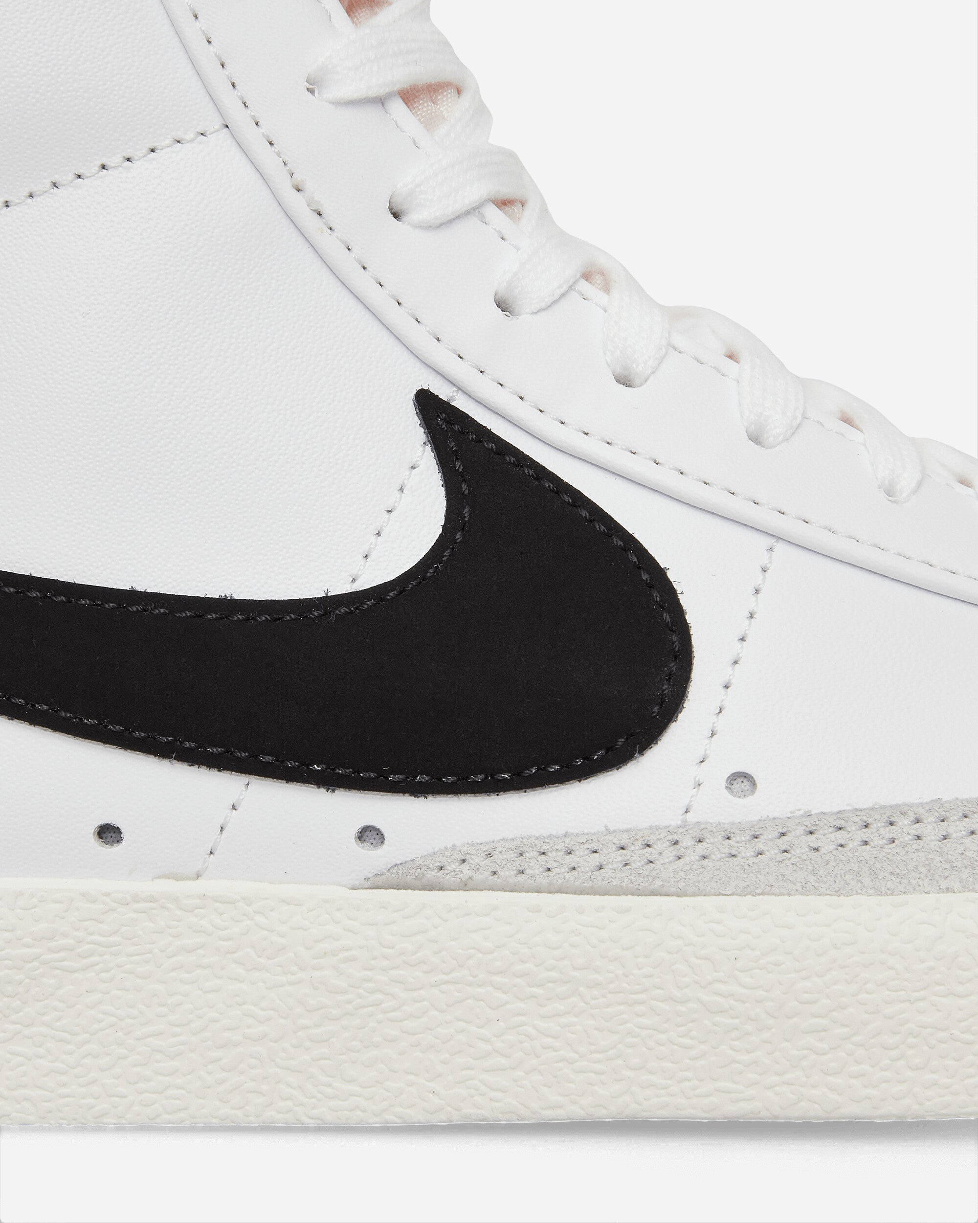 WMNS Blazer Mid '77 Vintage Sneakers White / Black