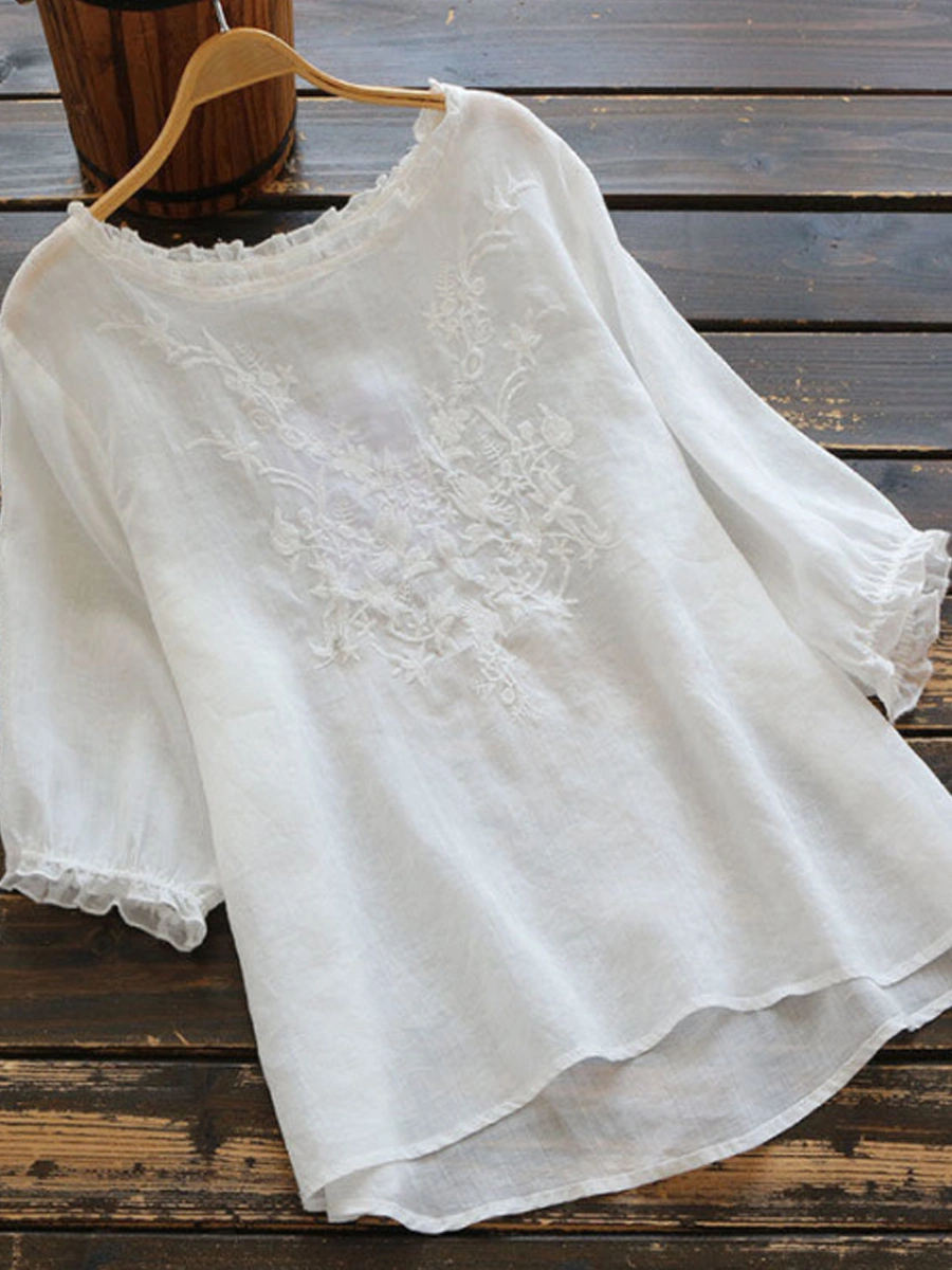 Ladies Round Neck Cotton Embroidered Casual Short-sleeved Blouse