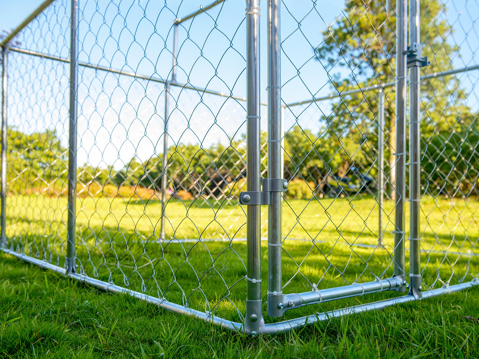 Magic Union 7.5'x 7.5'x 5.3' Large Outdoor Kennel Heavy Duty Dog Cage with Water -Resistant Cover
