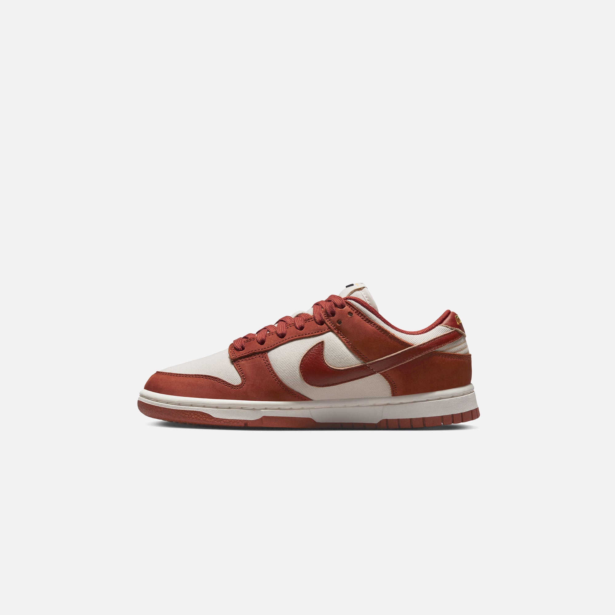 Nike WMNS Dunk Low LX - Orewood Brown / Rugged Orange