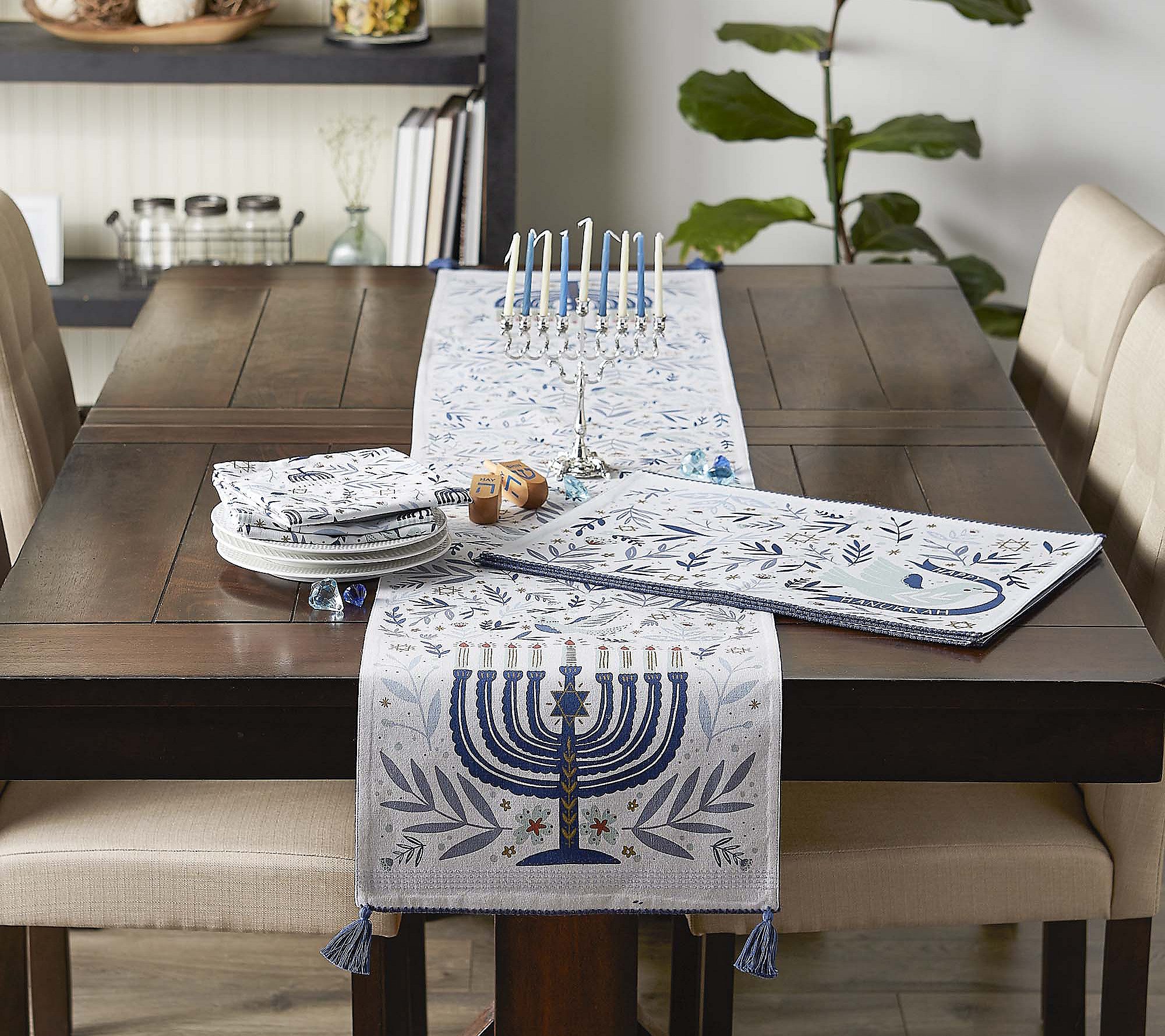 Design Imports Set of 4 Hanukkah Blessings Clot h Napkins