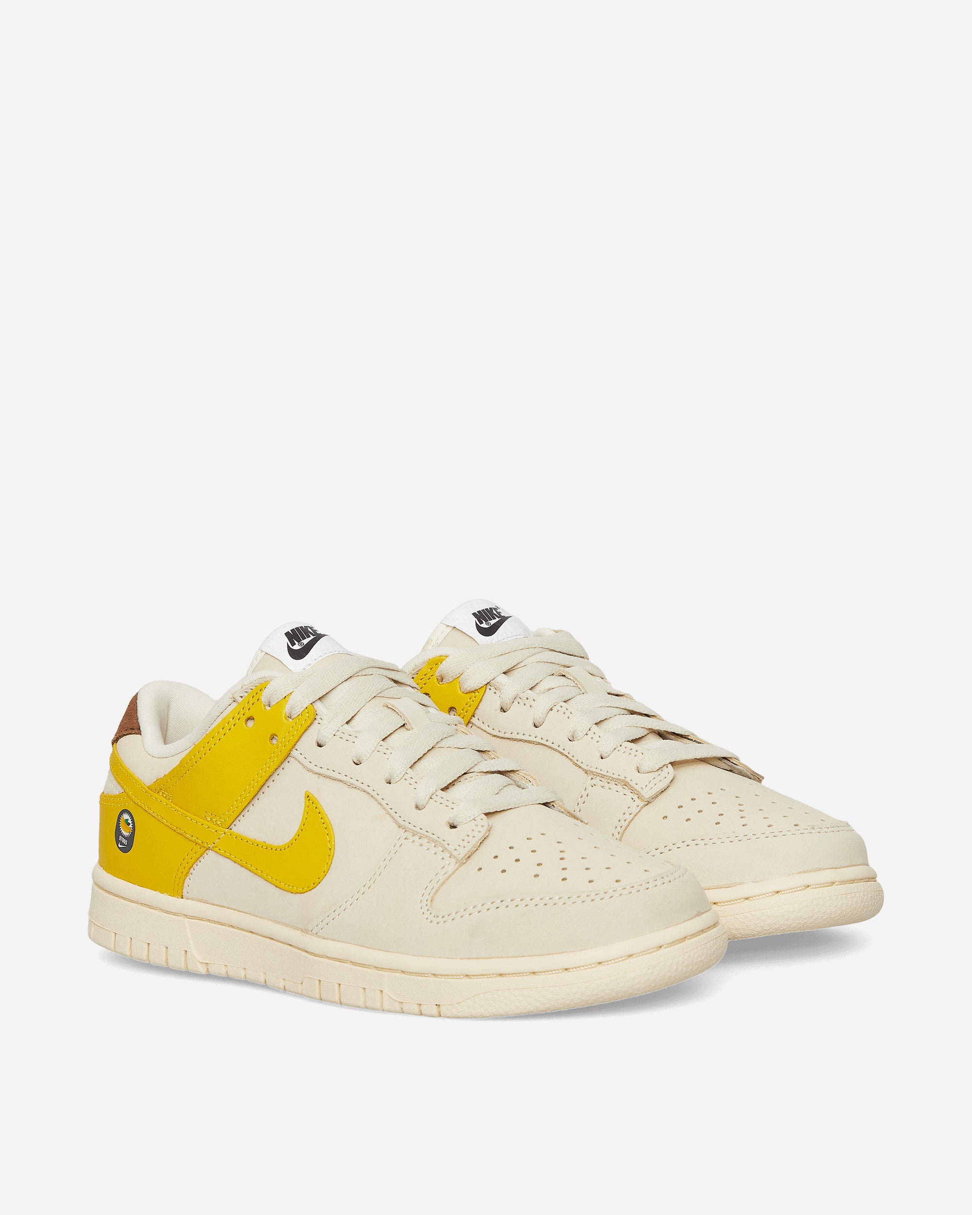 WMNS Dunk Low LX 