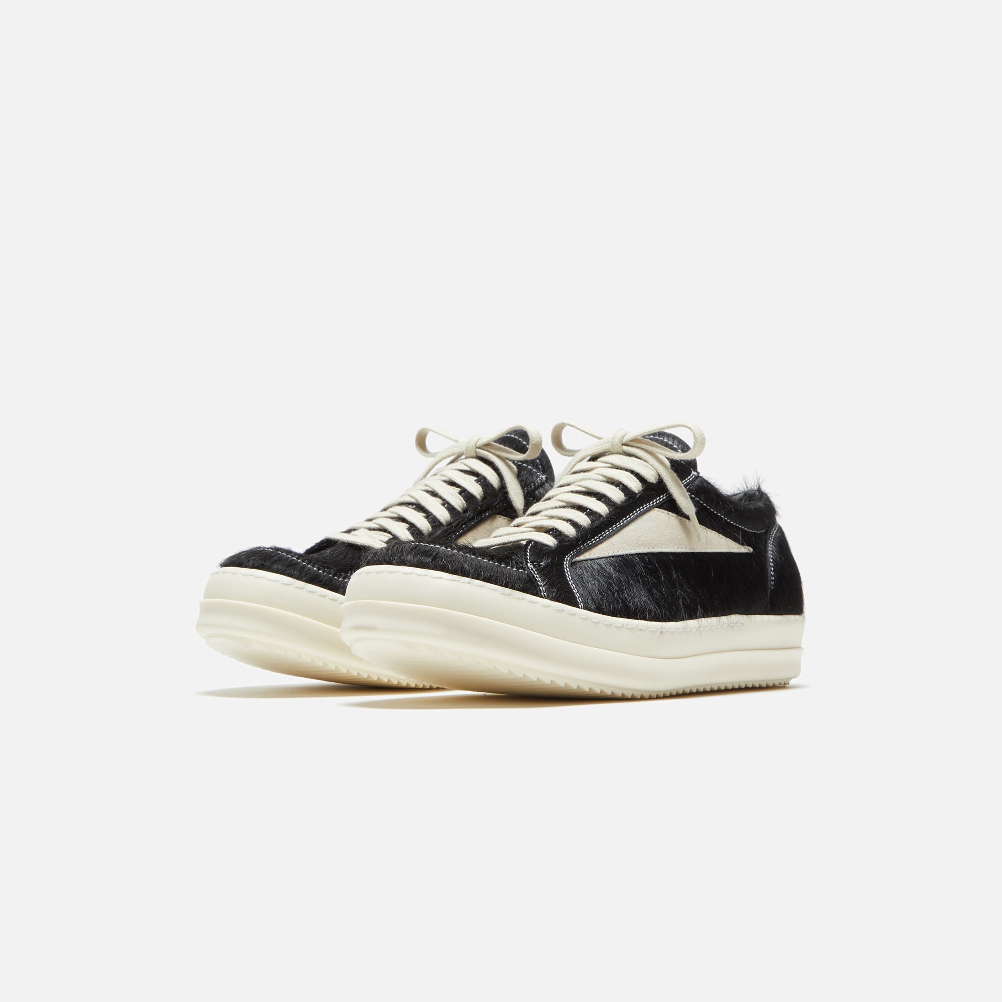 Rick Owens Vintage Sneakers - Black / Milk / Milk Scarpe in Pelliccia