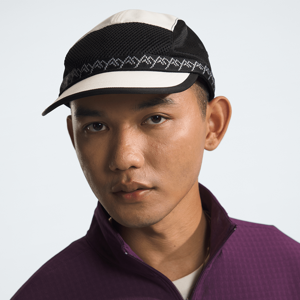 Class V webbing cap - White dune / TNF black