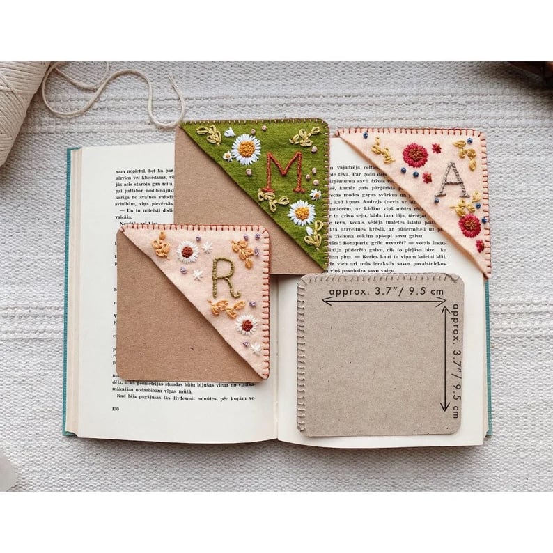 🔥BIG SALE - 49% OFF🔥🔥Personalized hand embroidered corner bookmark