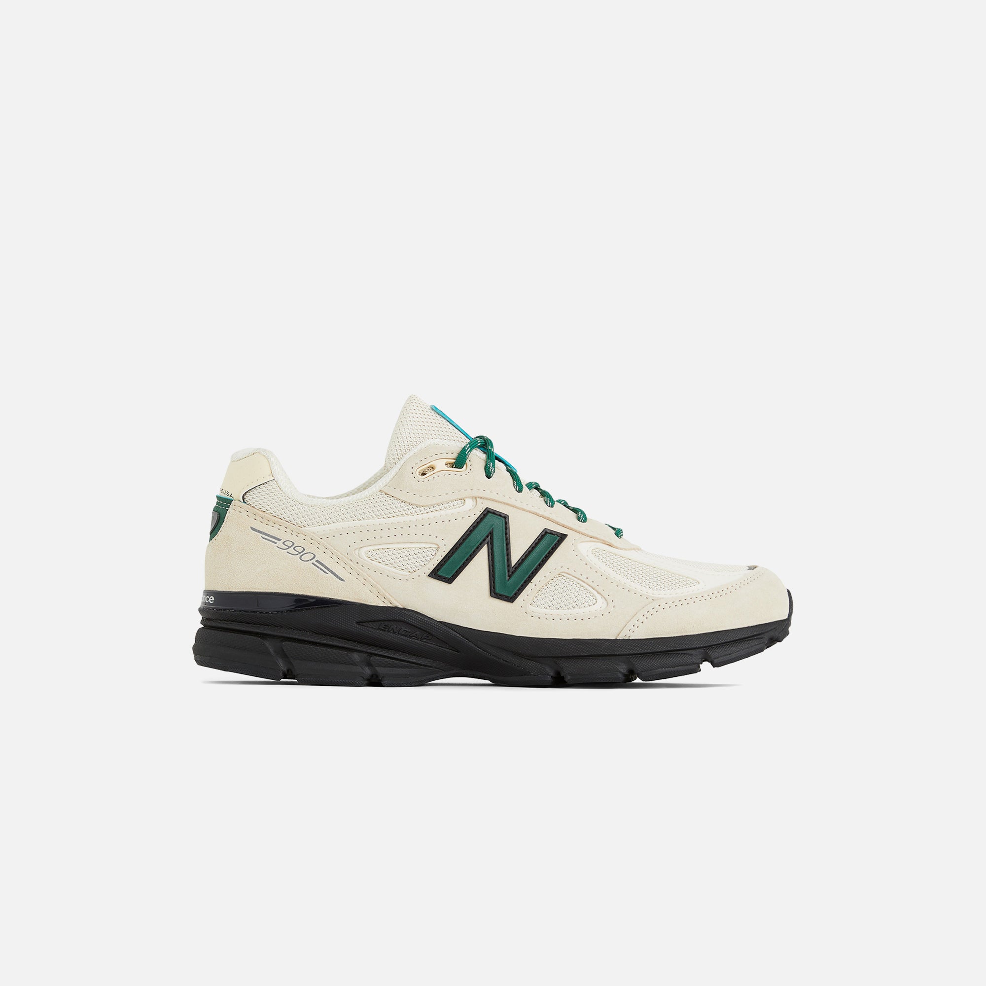 New Balance 990V4 - Macadamia Nut