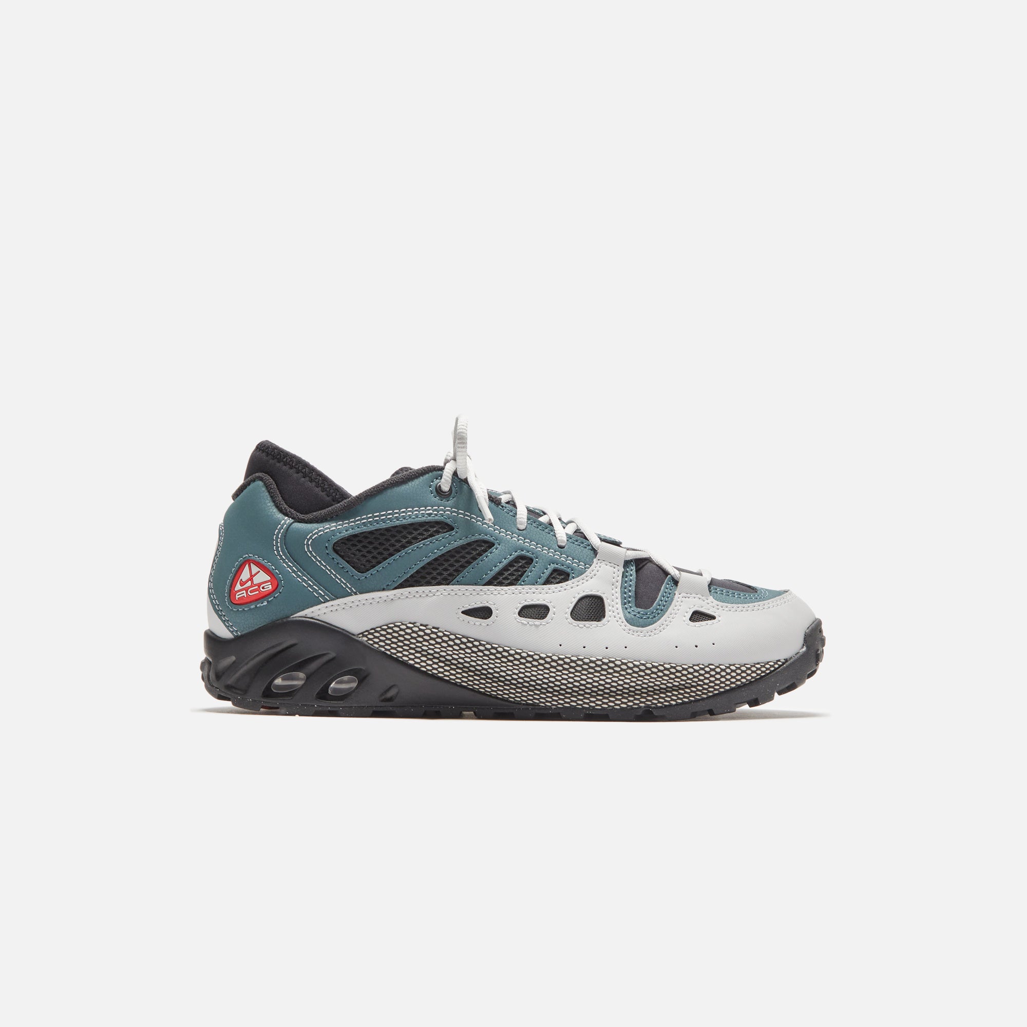 Nike ACG Air Exploraid - Ash Green / Black / Neutral Grey / Varsity Red