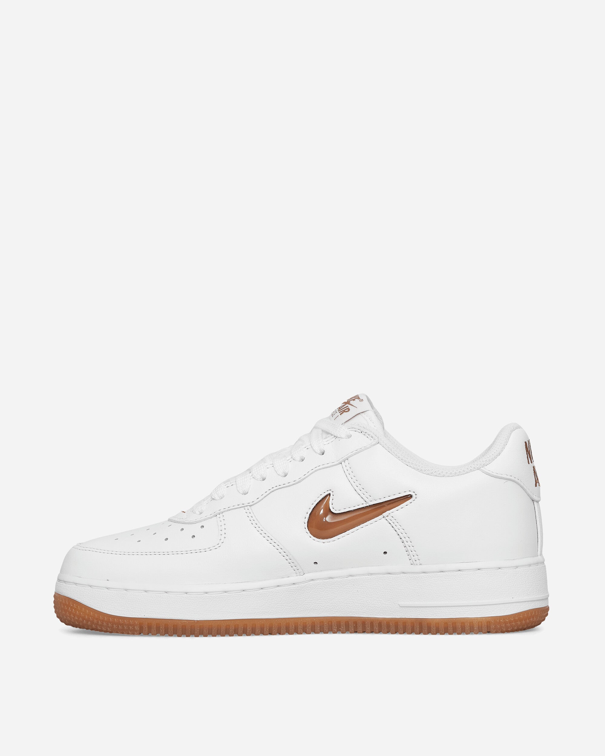 Air Force 1 Low Retro Sneaker White / Gum Med Brown