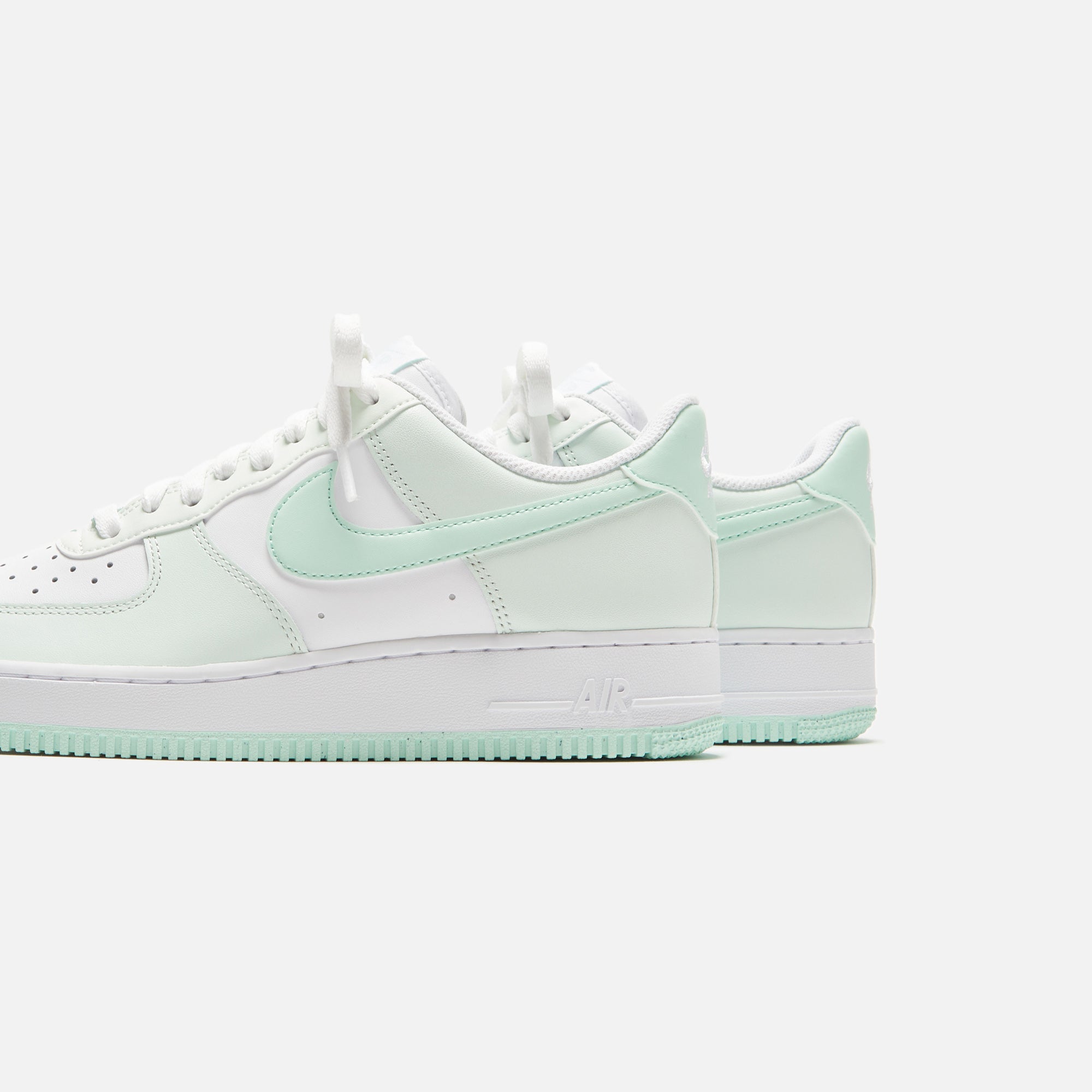 Nike Air Force 1 `07 - Barely Green / Mint Foam / White