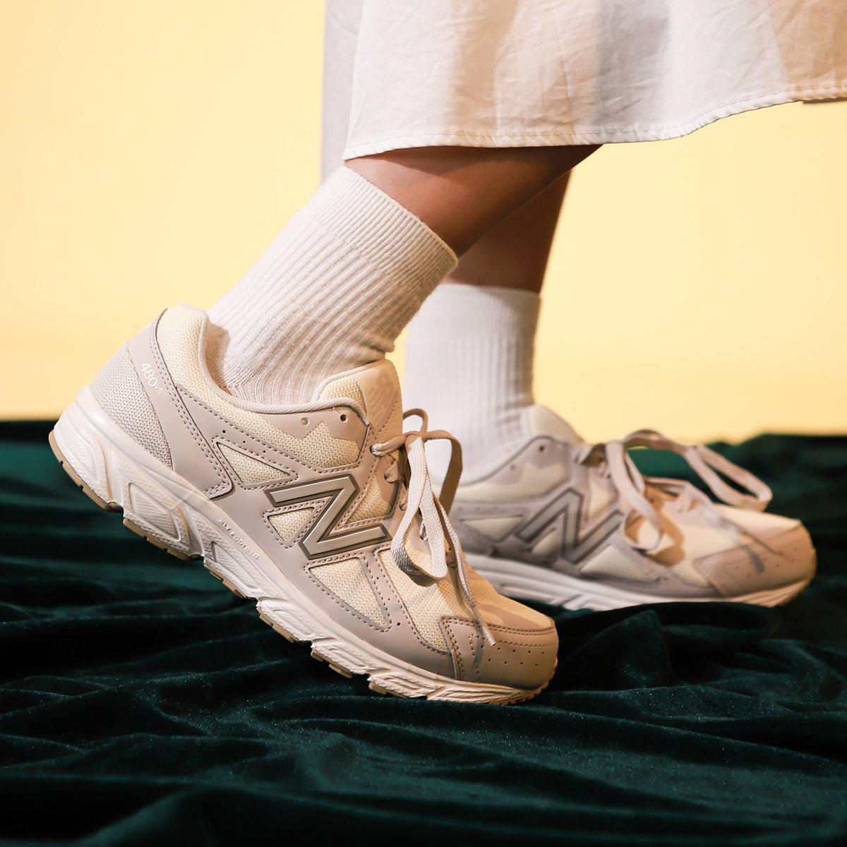 (WMNS) New Balance 480v5 'Beige' W480ST5