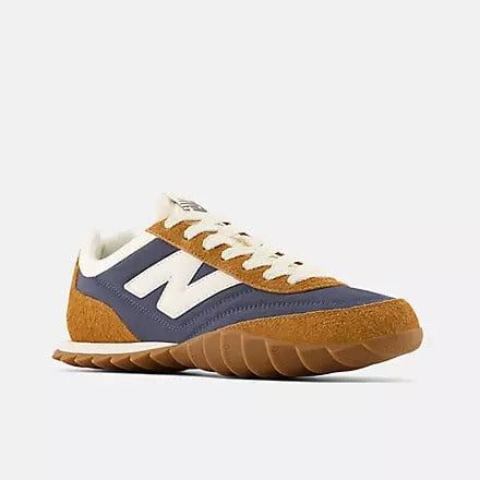 NEW BALANCE RC30