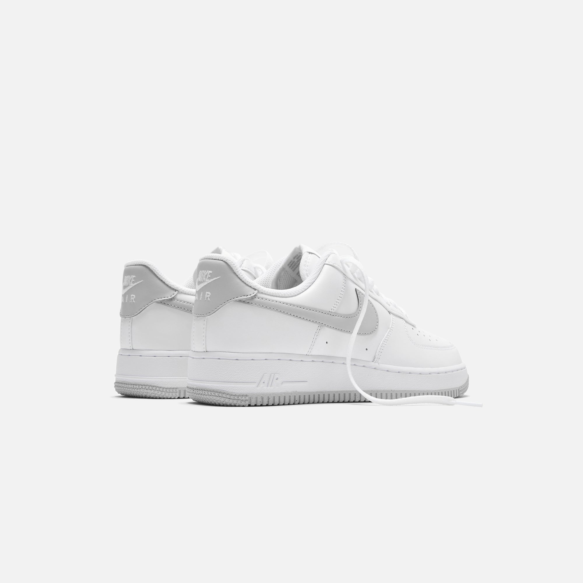 Air Force 1 '07 Low - White / Light Smoke Grey / White