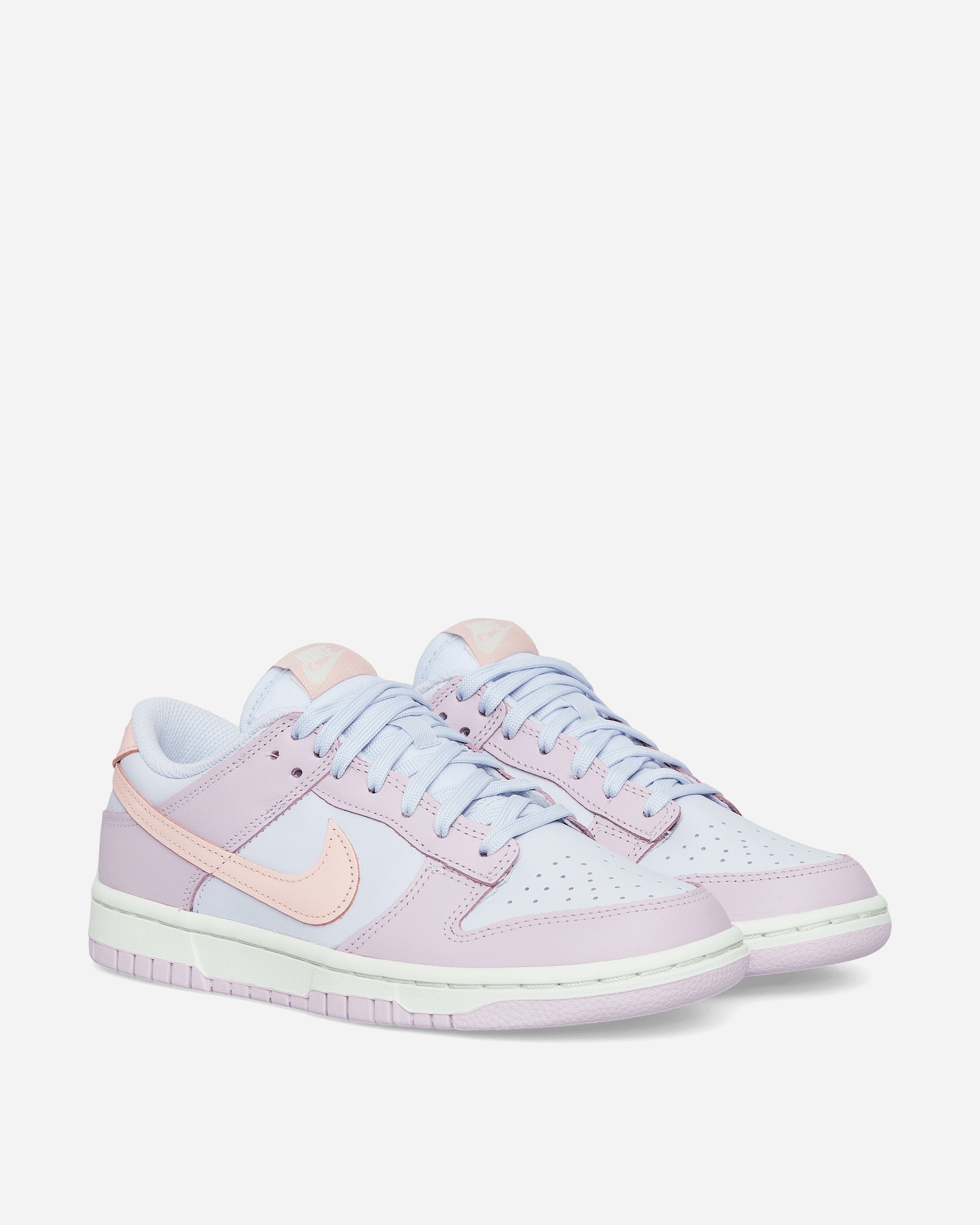 WMNS Dunk Low Sneakers Atmosphere Pink