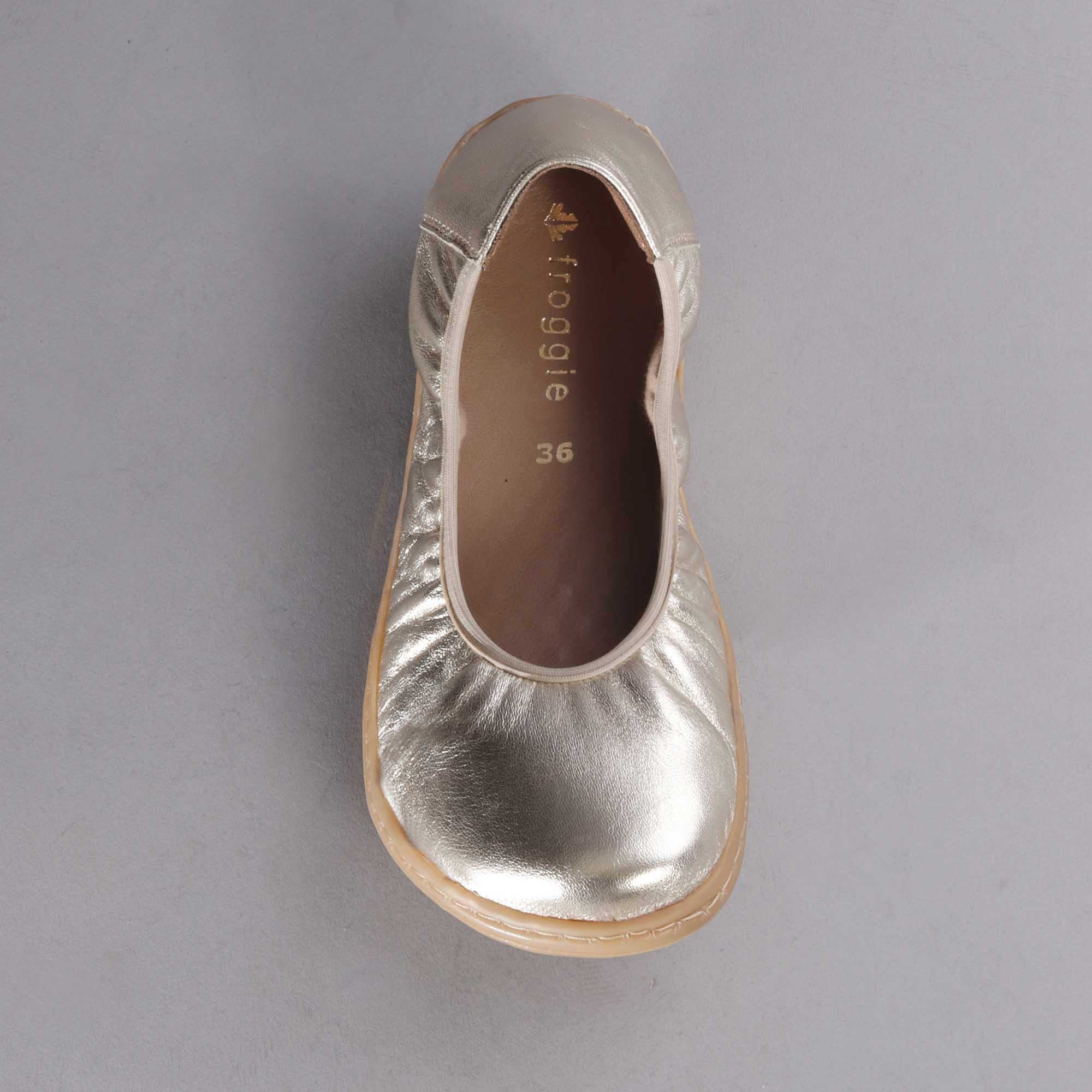 Elasticated Barefoot Pump with Removable Footbed in Gold - 12530