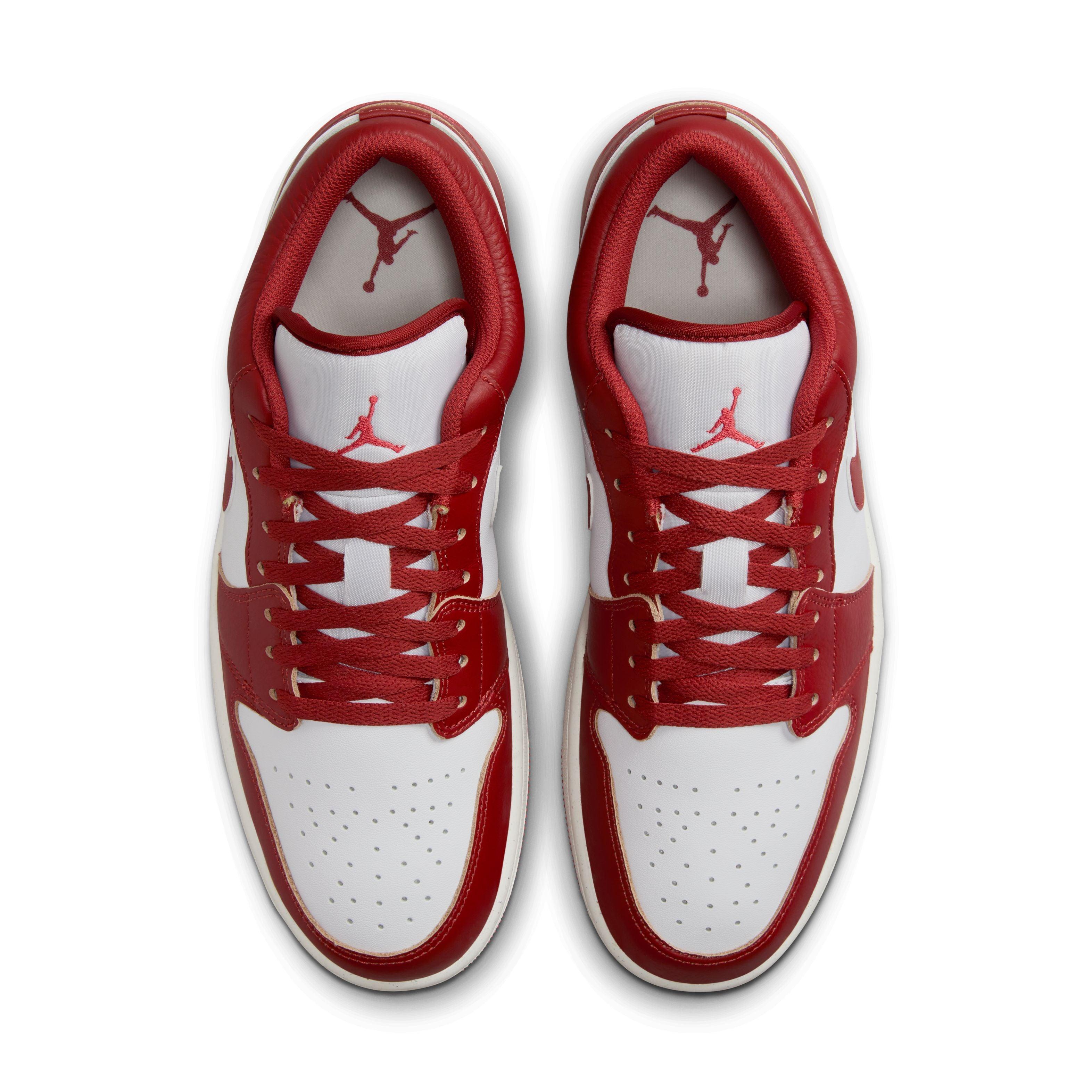 Air Jordan 1 Low SE 'Dune Red'