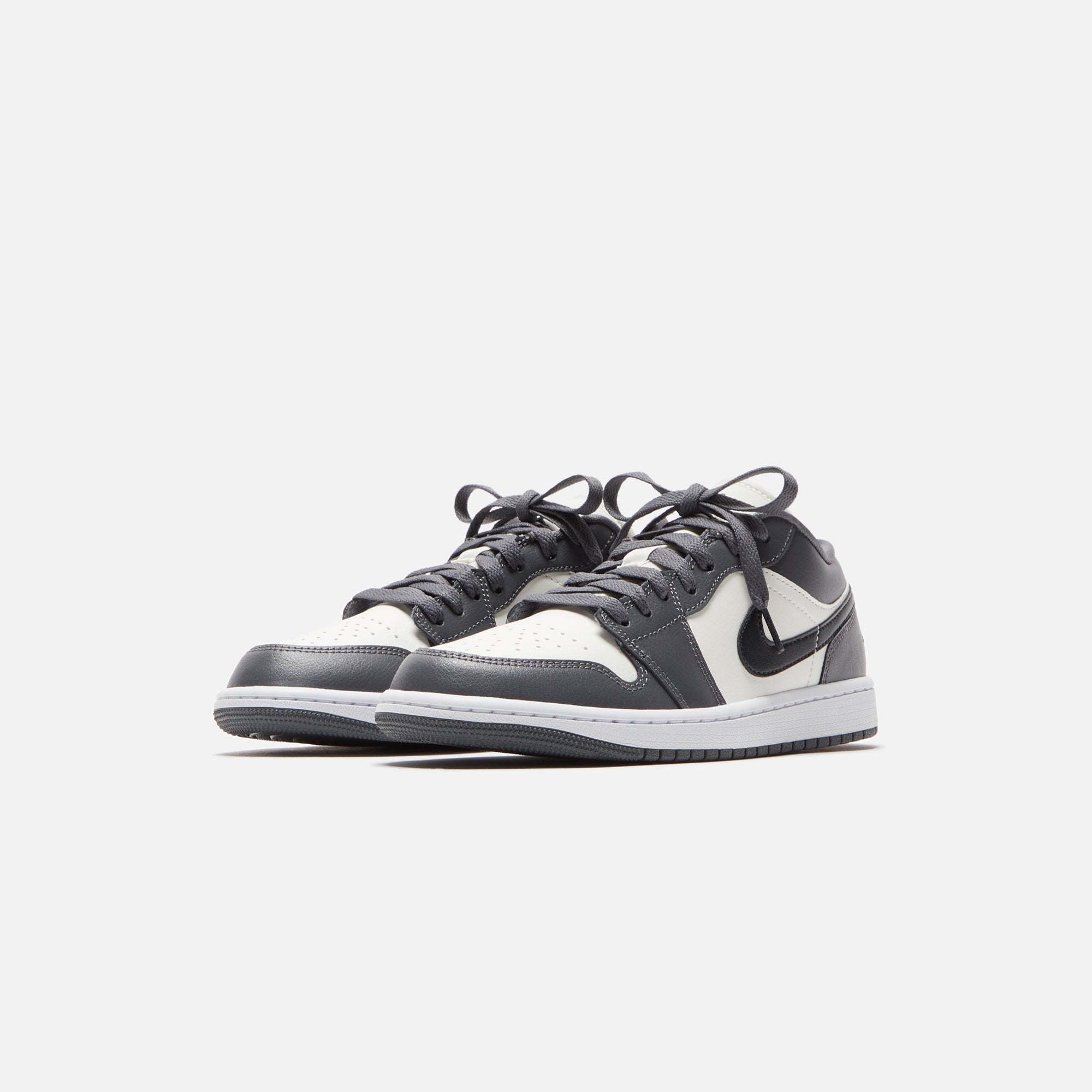 Nike WMNS Air Jordan 1 Low - Sail / Off Noir / Dark Grey / White