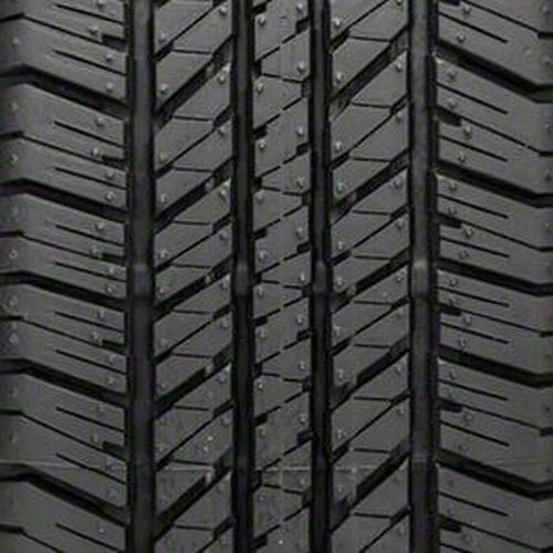 Bridgestone P255/70R18 70T Tire