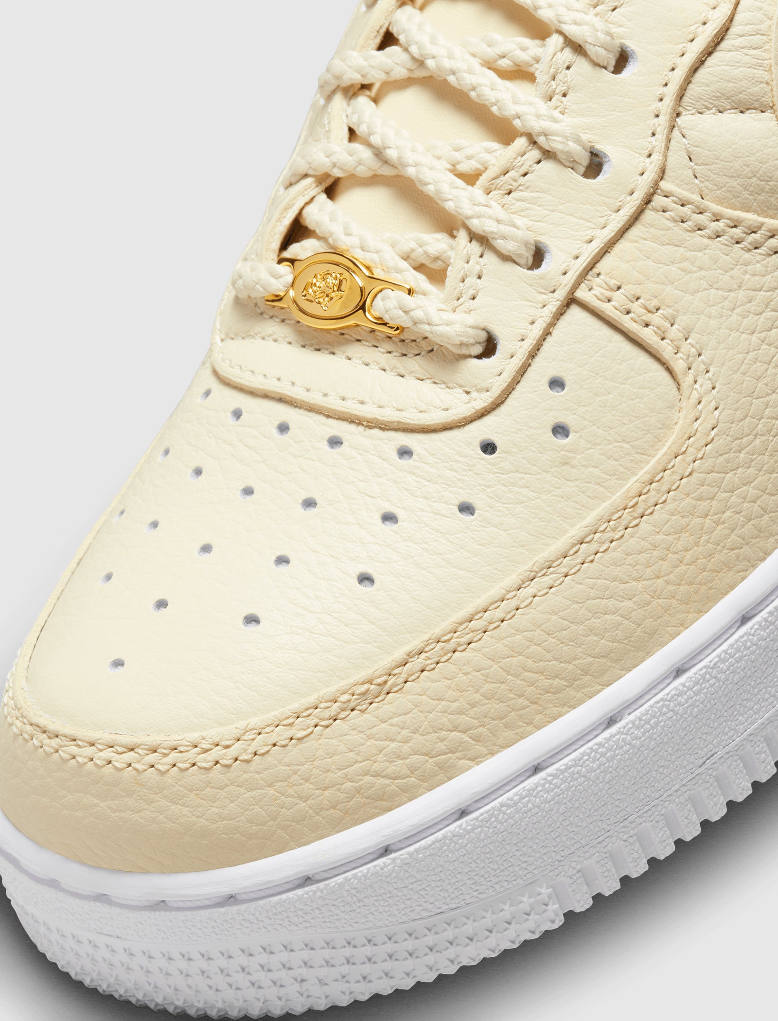 WOMEN'S PREMIUM GOODS X AIR FORCE 1 LOW 