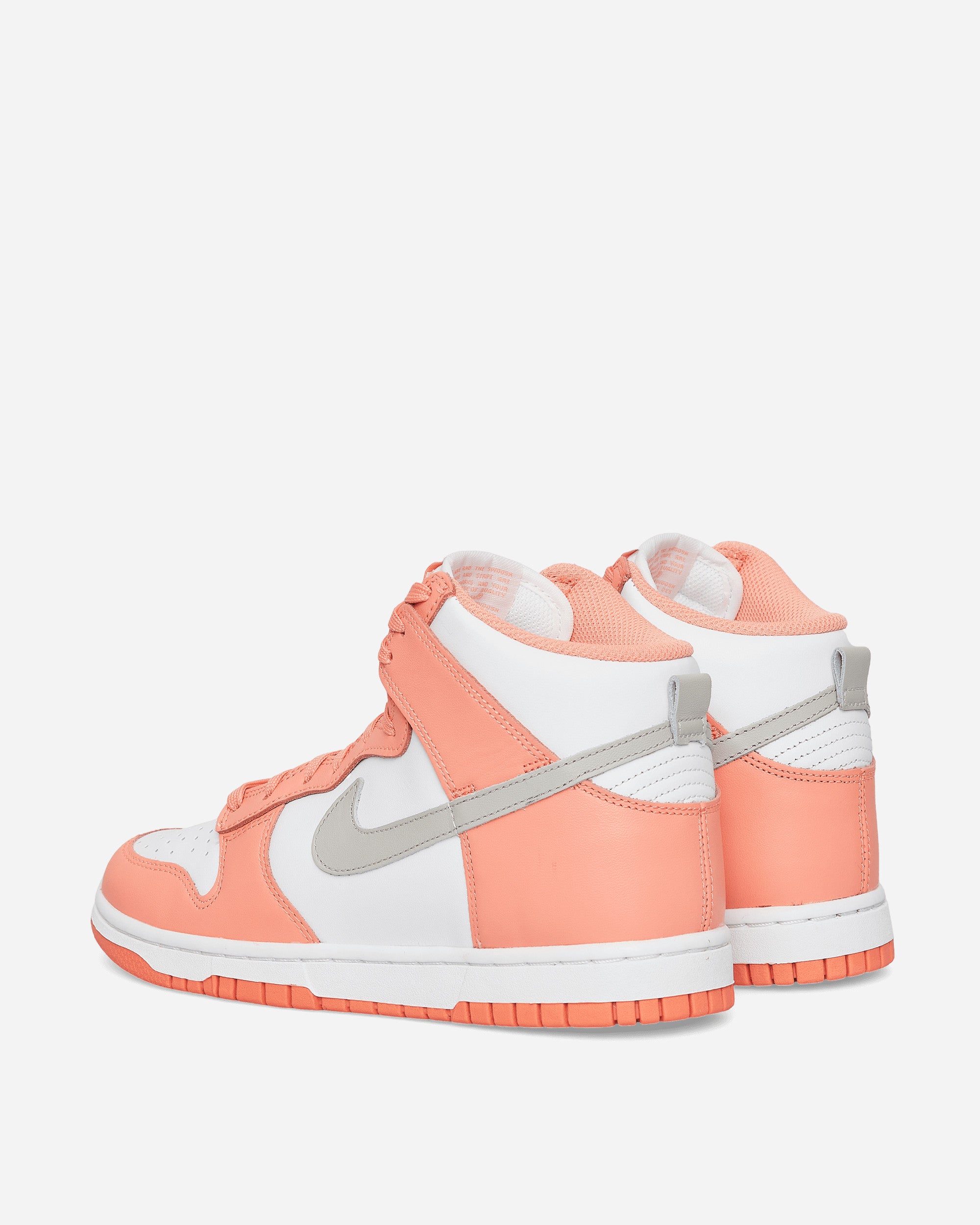 WMNS Dunk High Sneakers Salmon