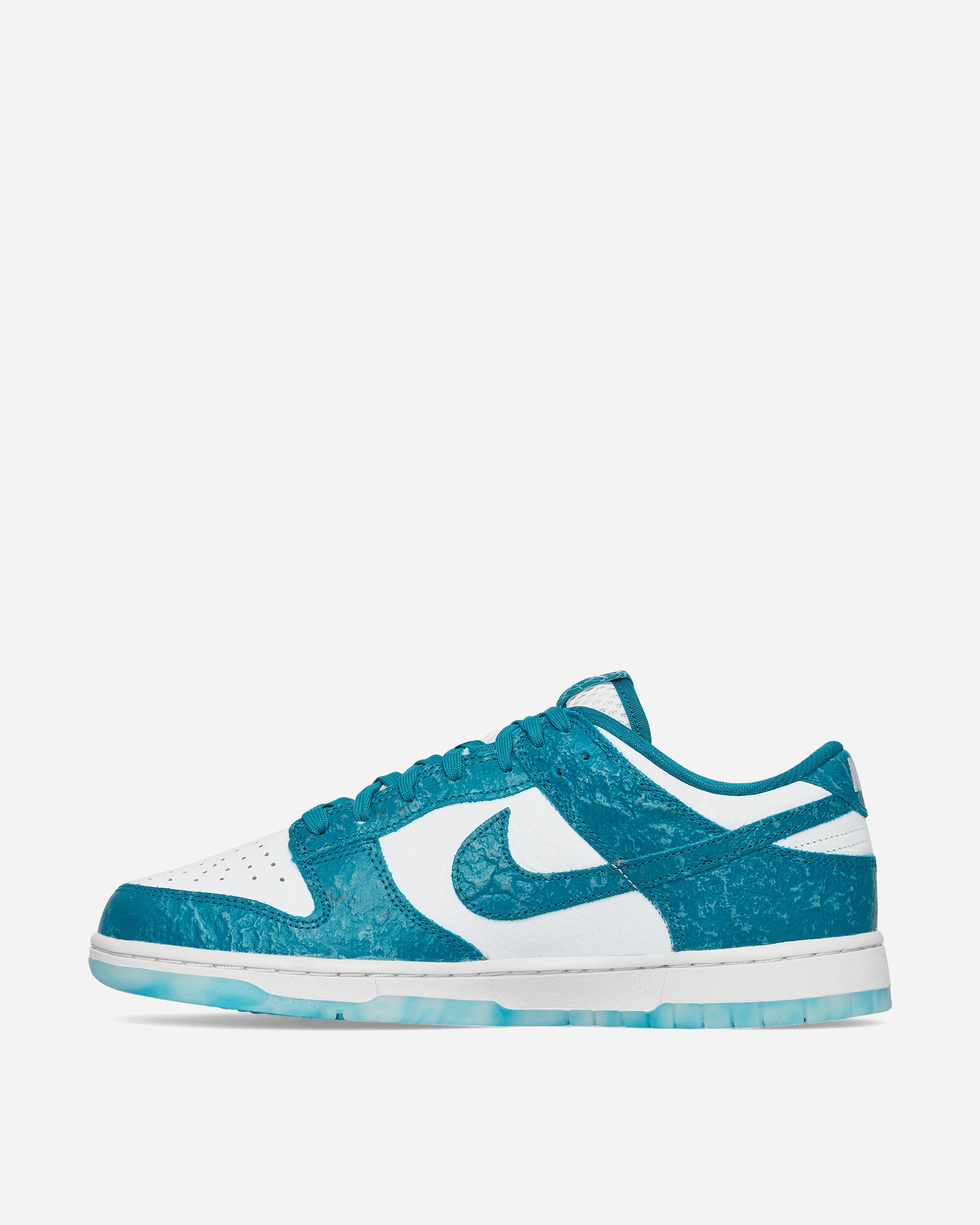 WMNS Dunk Low Sneakers Ocean