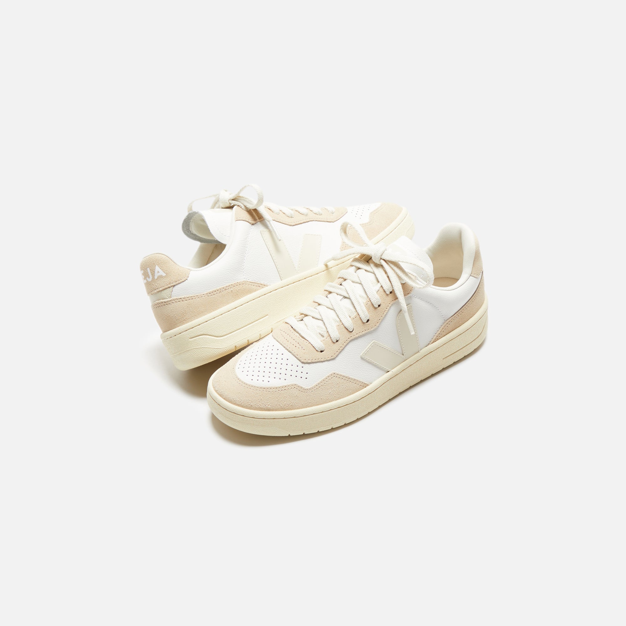 Veja WMNS V-90 - Extra White / Pierre