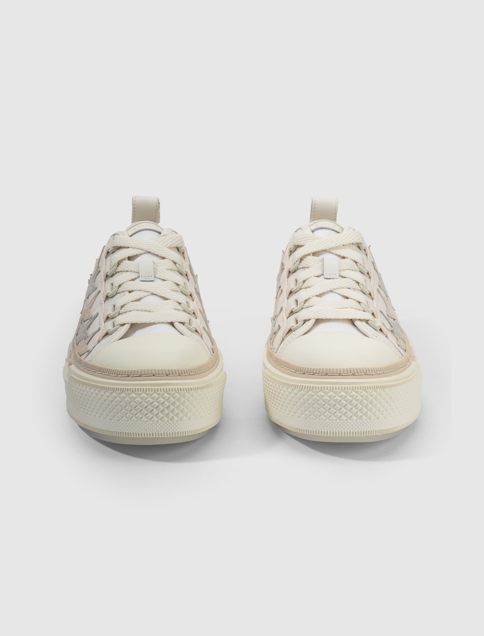 WOMEN'S STAR COURT LOW TOP SNEAKERS