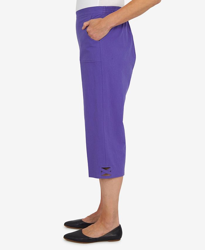 Women's Criss Cross Structured Capri Pants