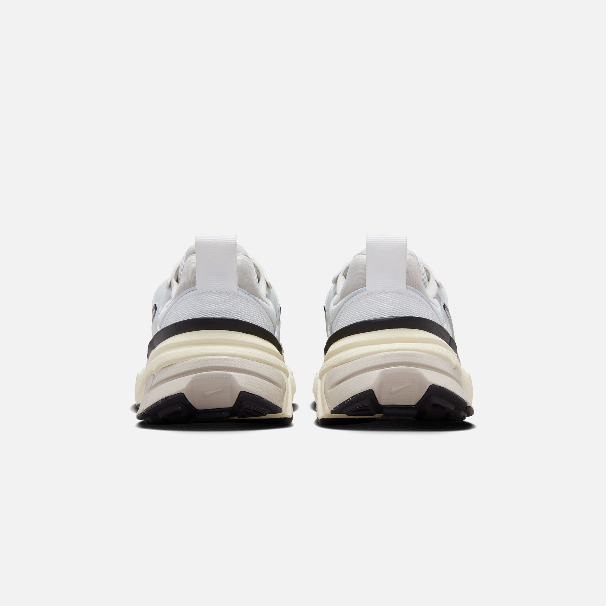 Nike WMNS V2K Runtekk - Summit White / Metallic Silver