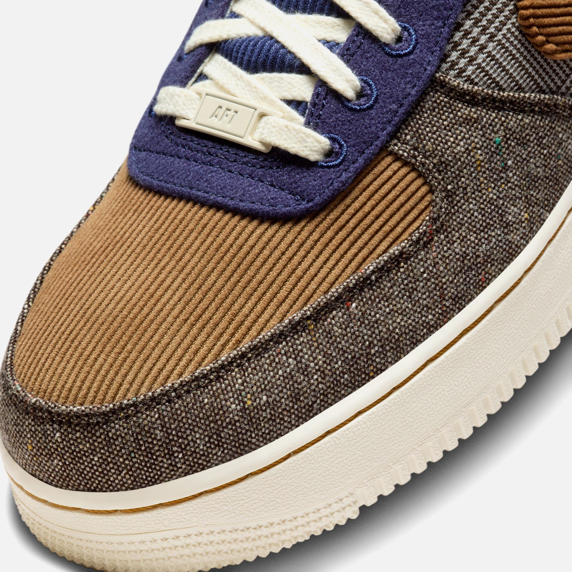 Nike Air Force 1 `07 PRM - Midnight Navy / Ale Brown / Pale Ivory