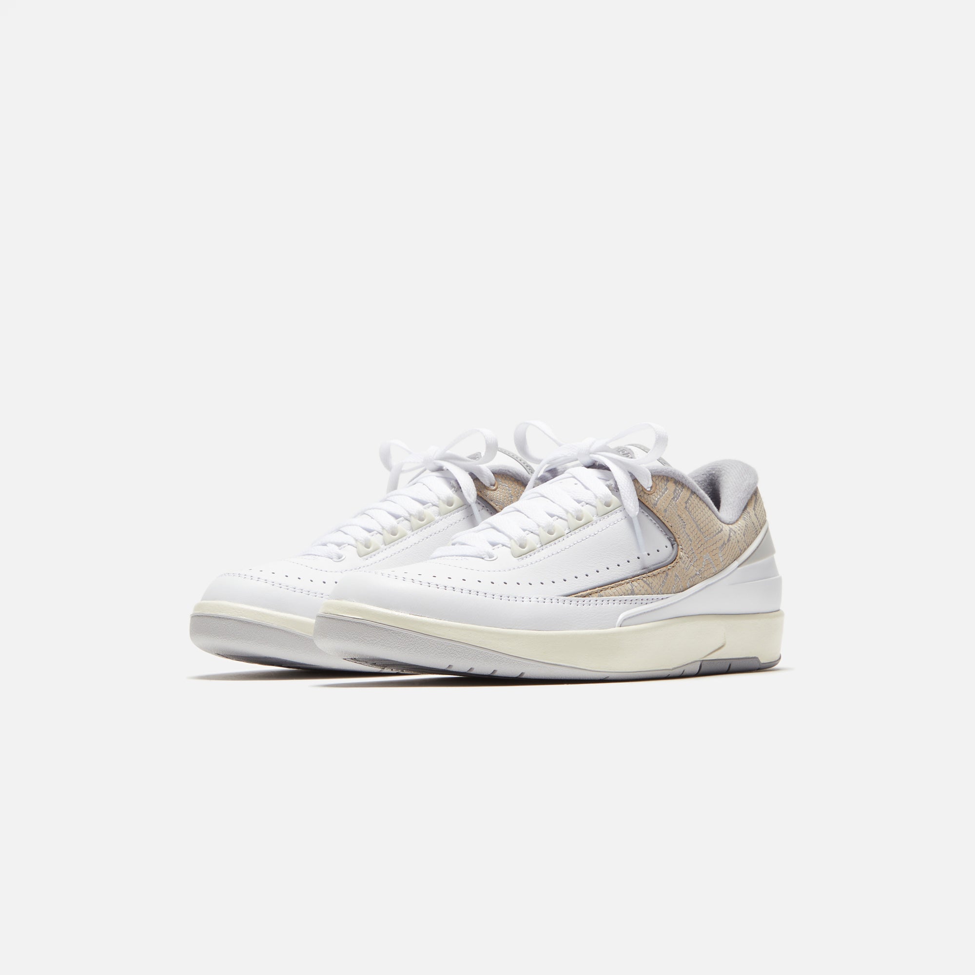 Nike Air Jordan 2 Retro Low - White / Cement Grey / Sanddrift / Neutral Grey / Sail