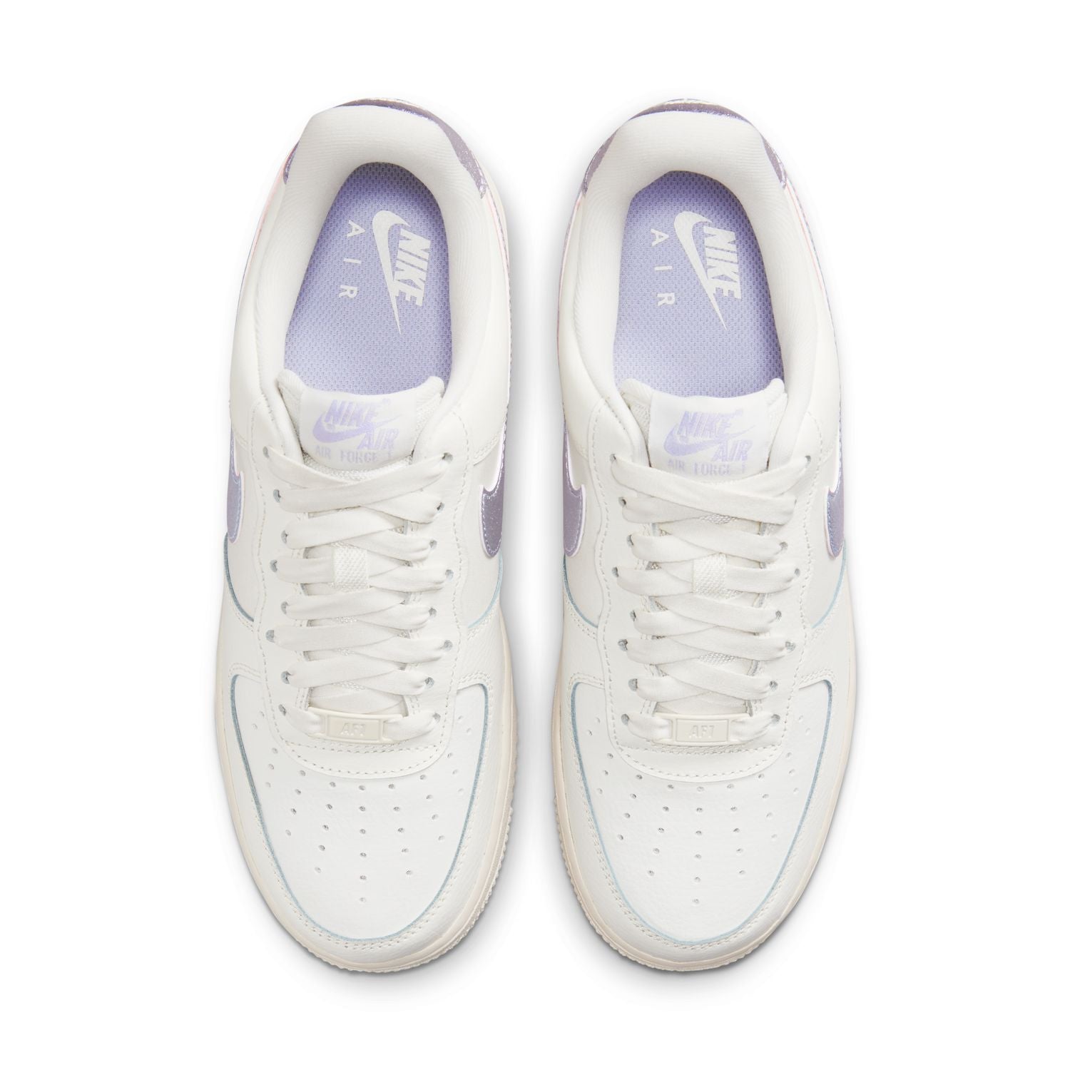 Wmns Air Force 1 '07 Ess 'Metallic Purple'