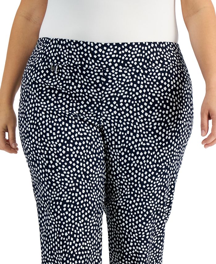 Plus Size Tummy-Control Capri Pants， Created for Macy's