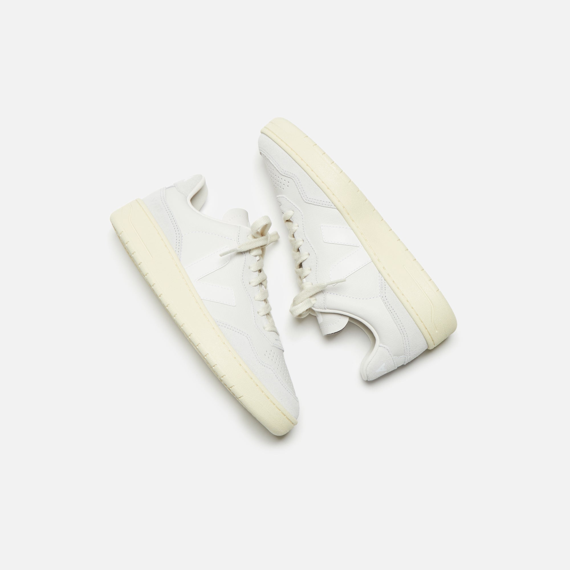 Veja WMNS V-90 - Gravel / White