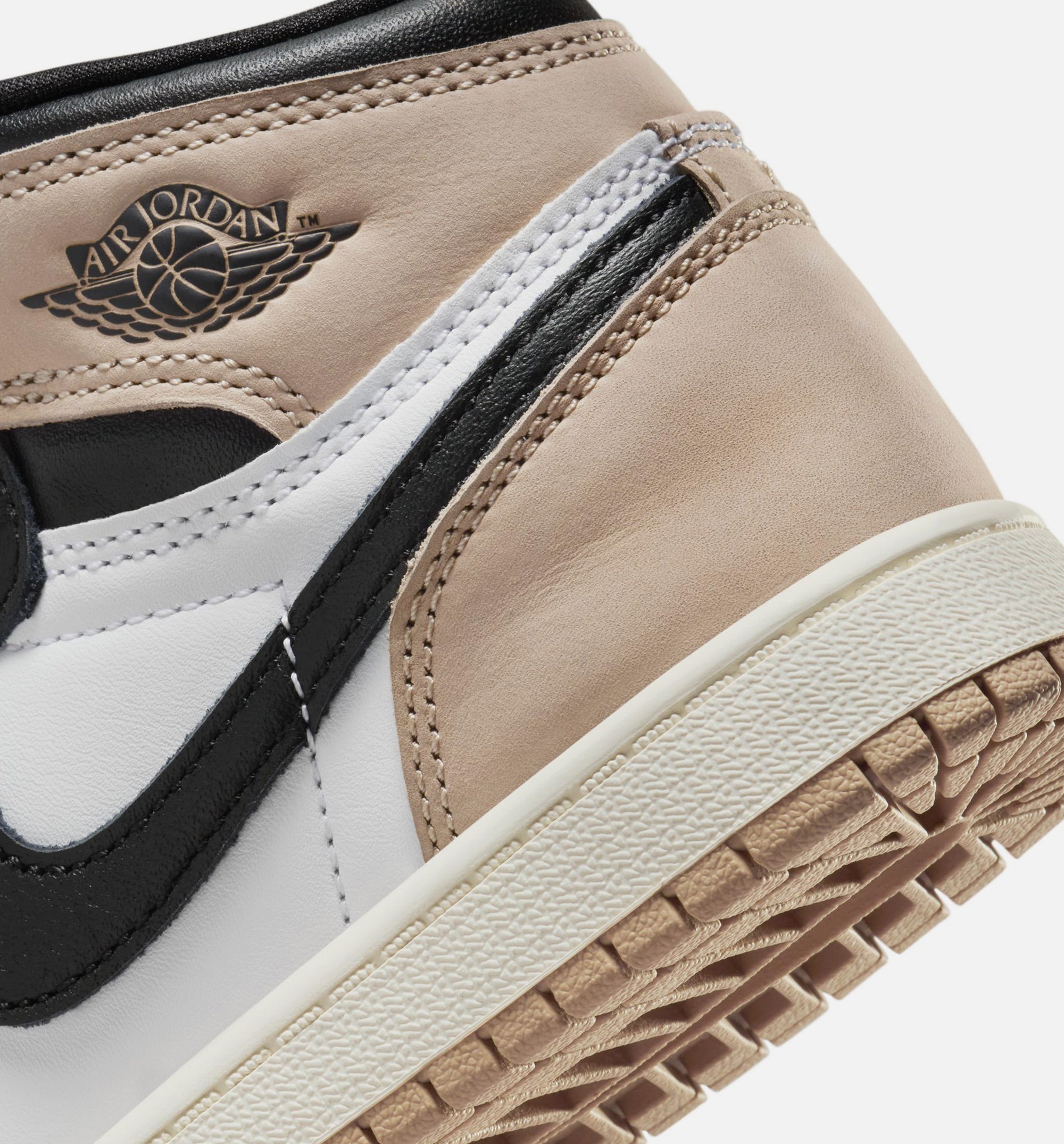 Air Jordan 1 High OG Latte Preschool Lifestyle Shoe - Black/Legend Medium Brown/White/Sail