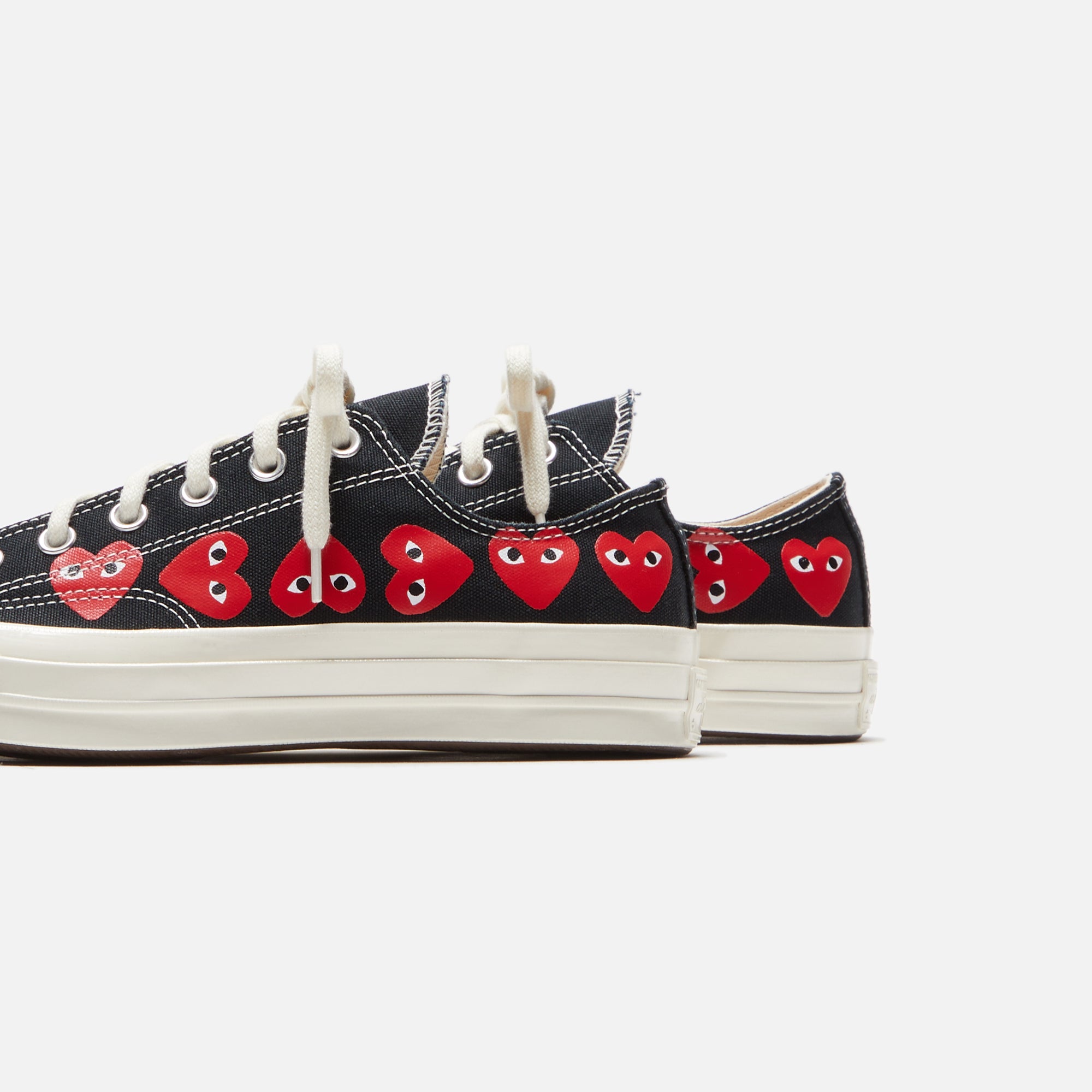 Comme Des Garçons Play x Converse Multi Heart Low Top - Black / Red