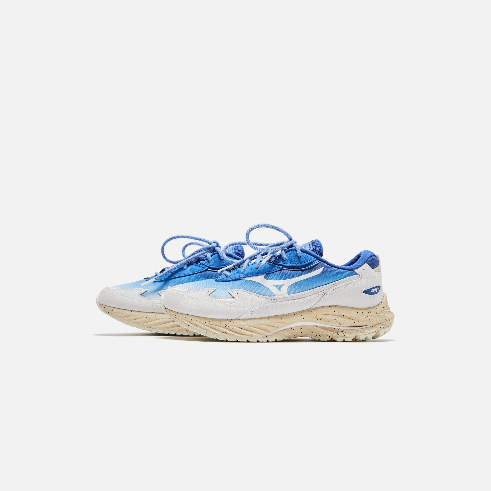 Mizuno Wave Rider Beta - Surf The Web / White