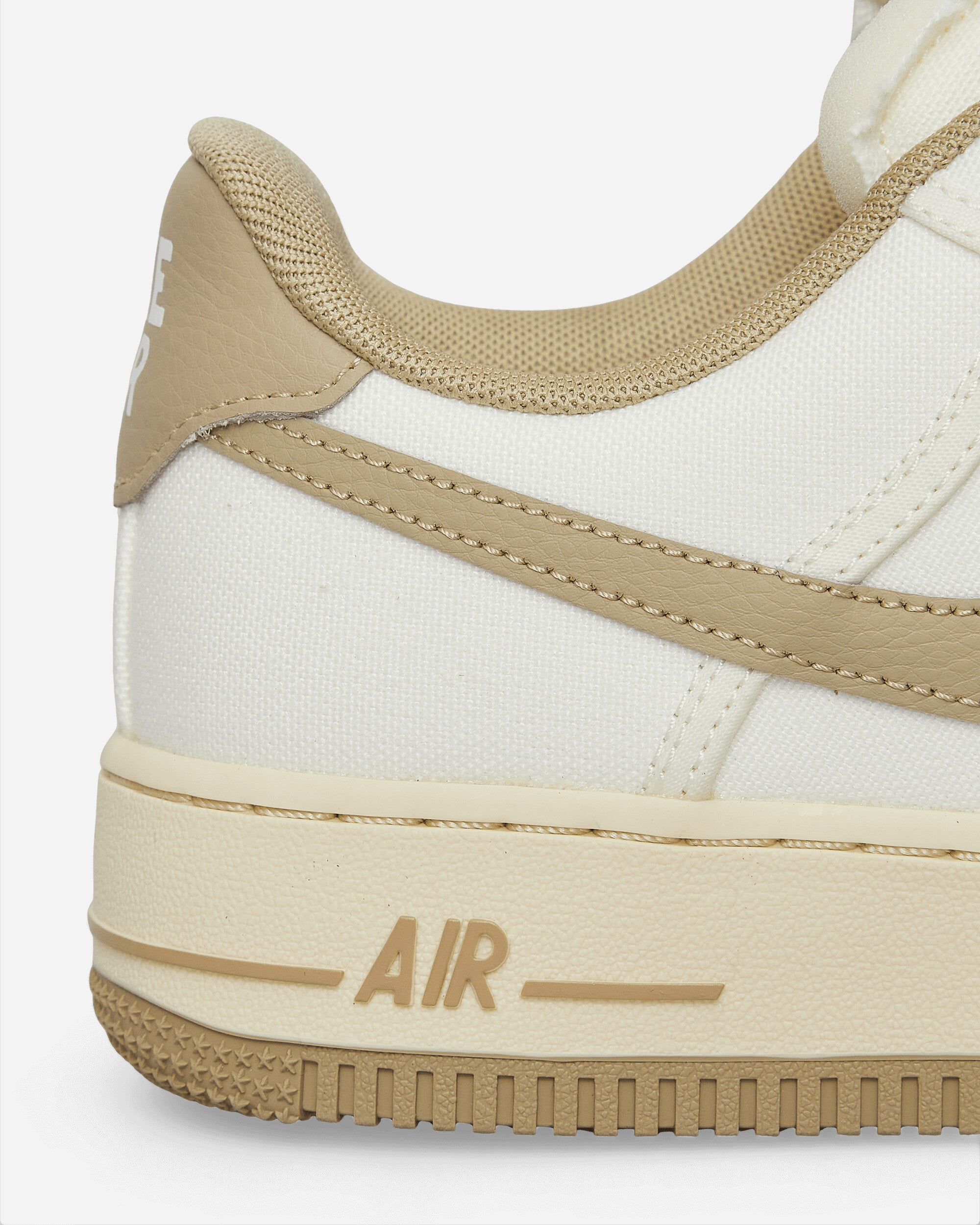 WMNS Air Force 1 '07 Sneakers Sail / Limestone