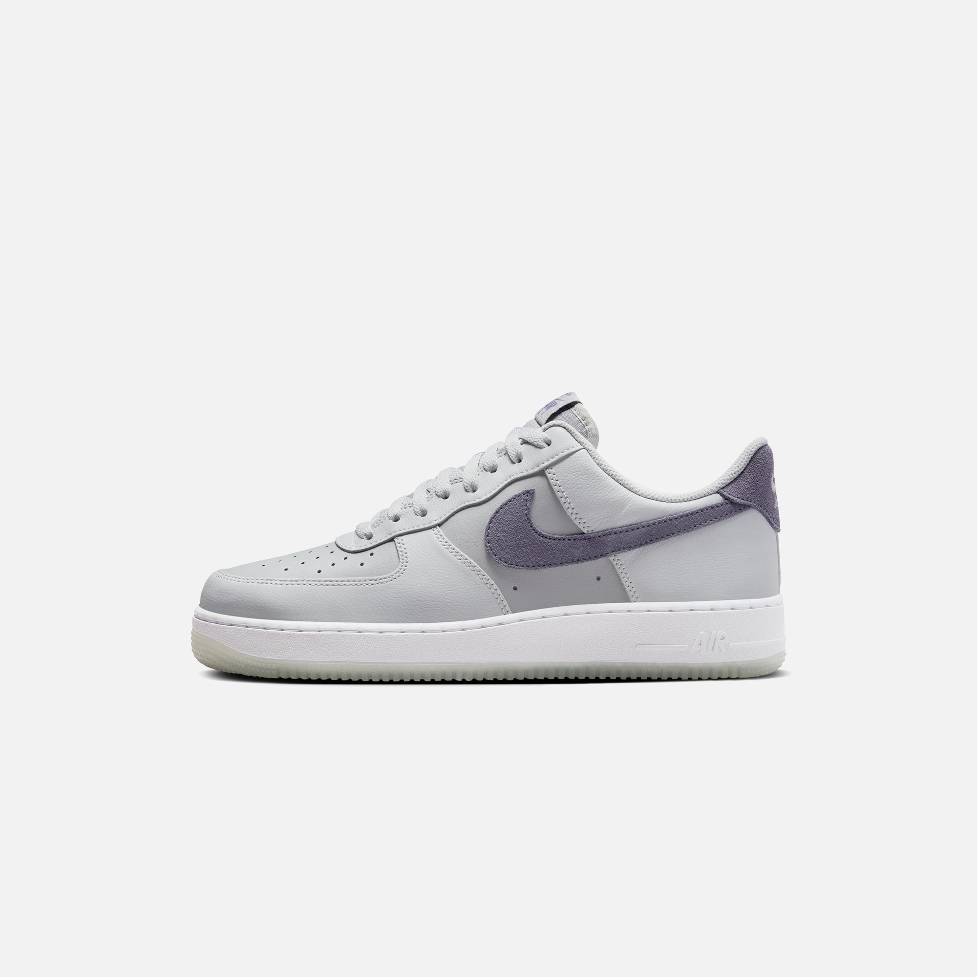 Nike Air Force 1 '07 Lv8 - Pure Platinum / Light Carbon