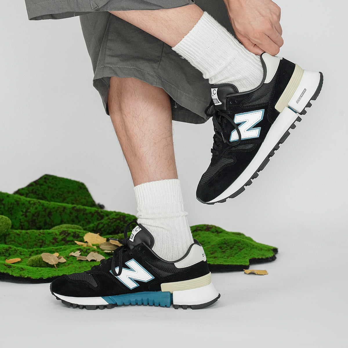 New Balance Tokyo Design Studio x RC 1300 'Black Maldives Blue' MS1300BG