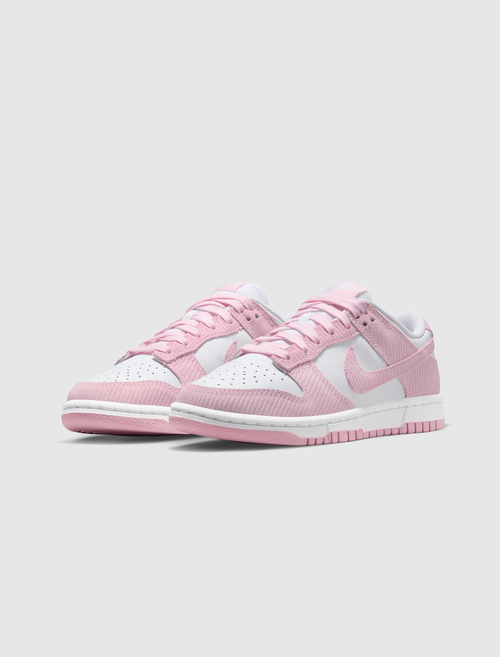 WOMEN'S NIKE DUNK LOW 