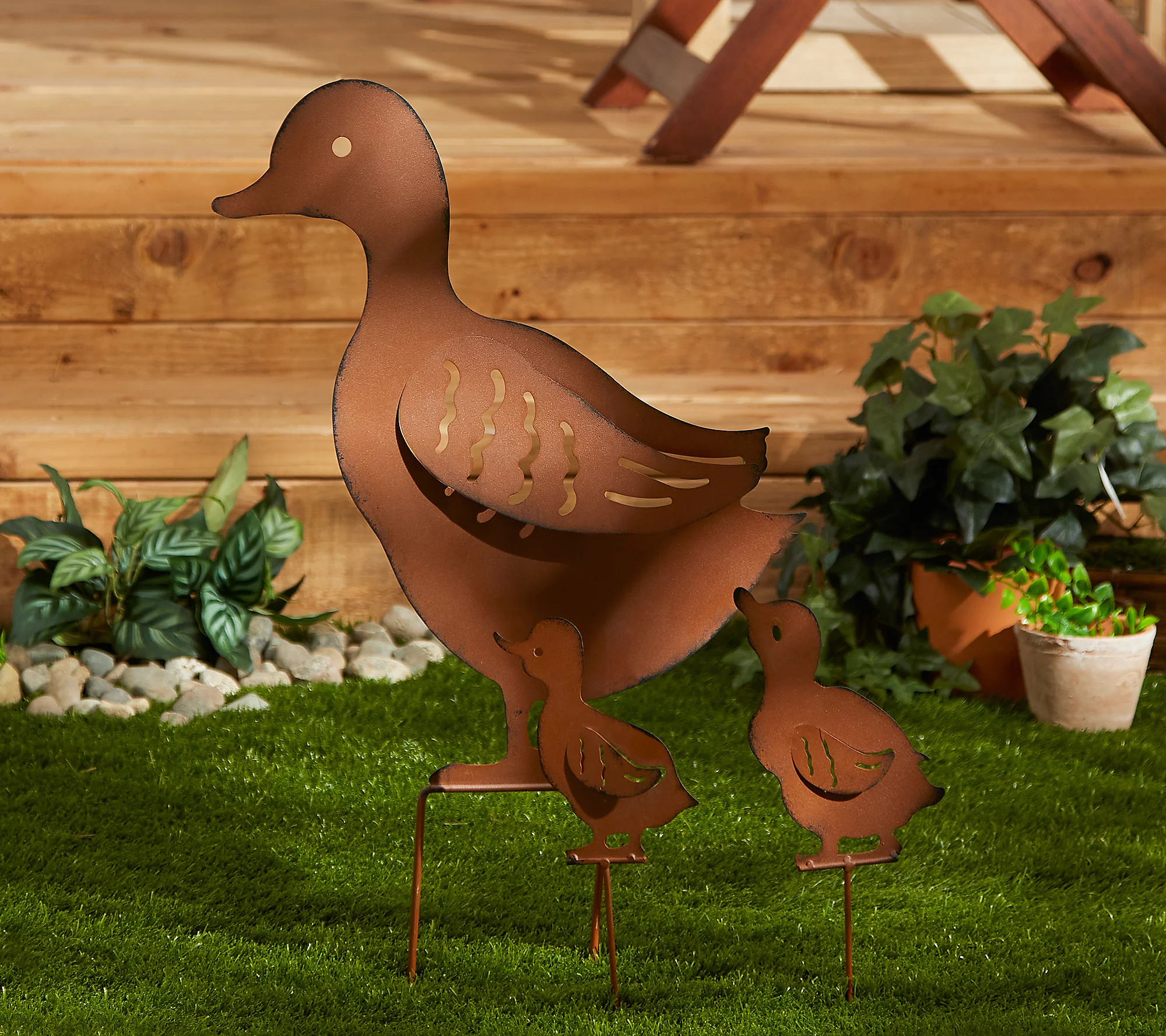 Design Imports Set of 3 Duck Family Garden Stak es